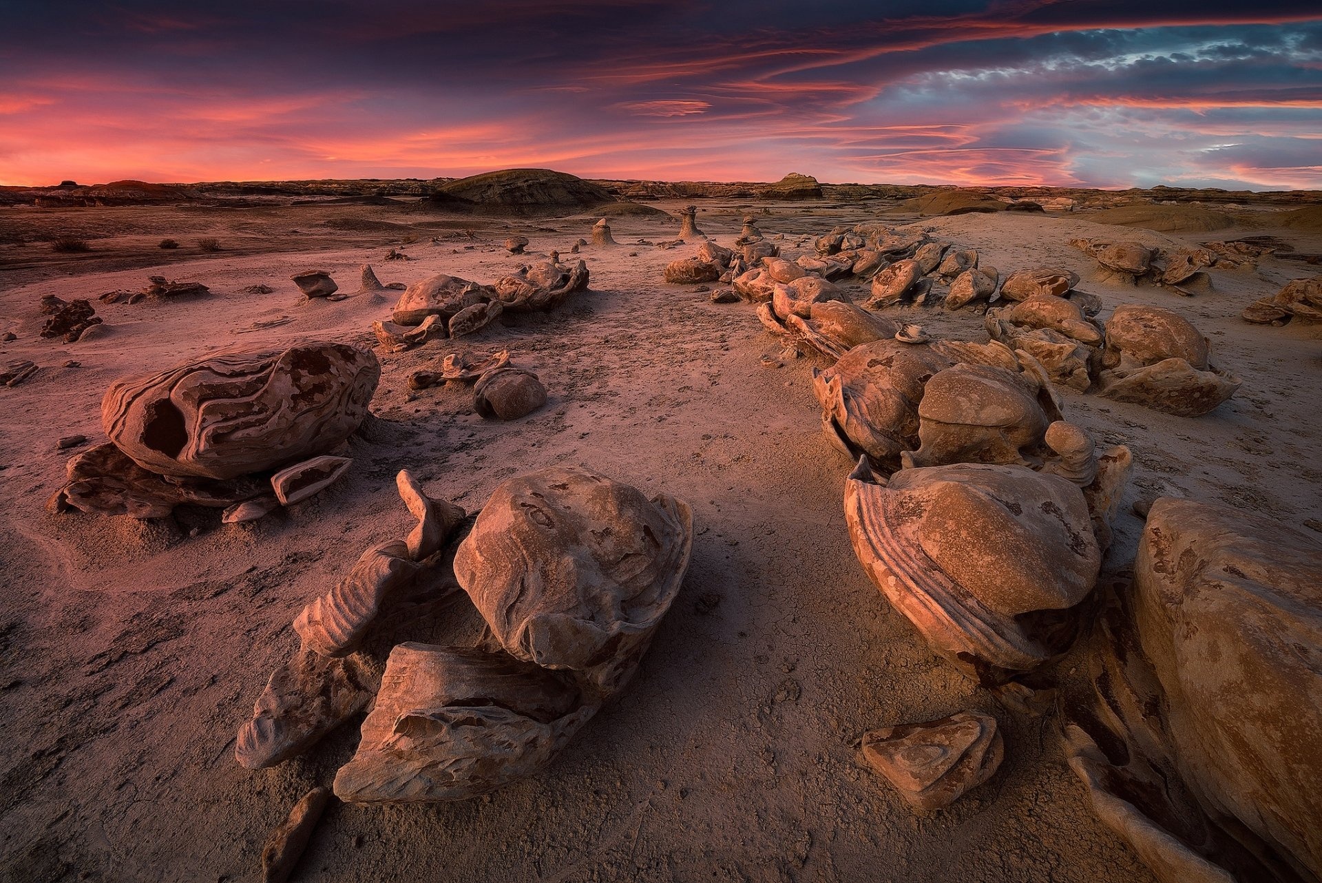 Bisti Badlands, Desert scenery, HD wallpaper, Windows spotlight, 1920x1290 HD Desktop