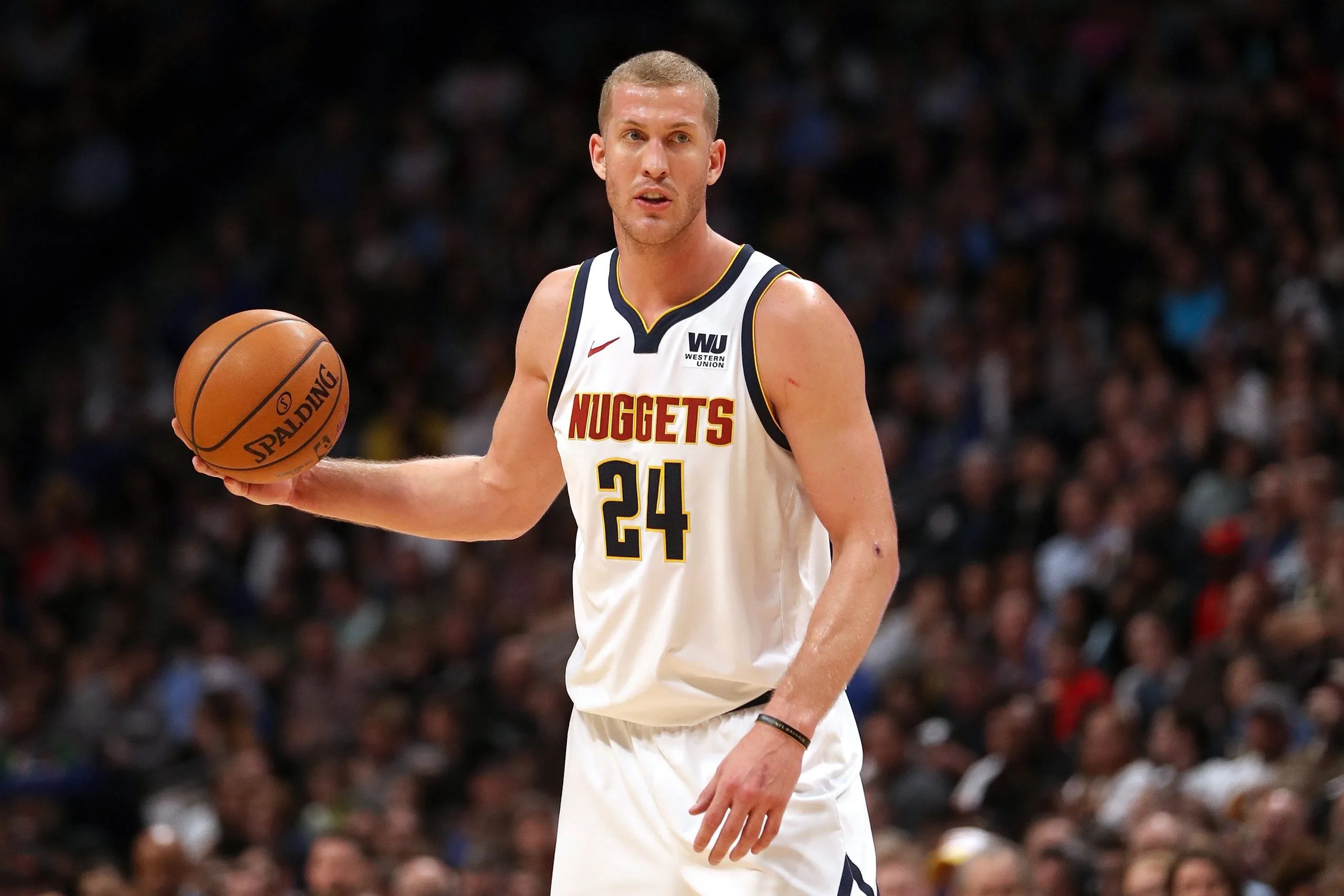 Mason Plumlee foot injury, Nuggets center sidelined, 2560x1710 HD Desktop