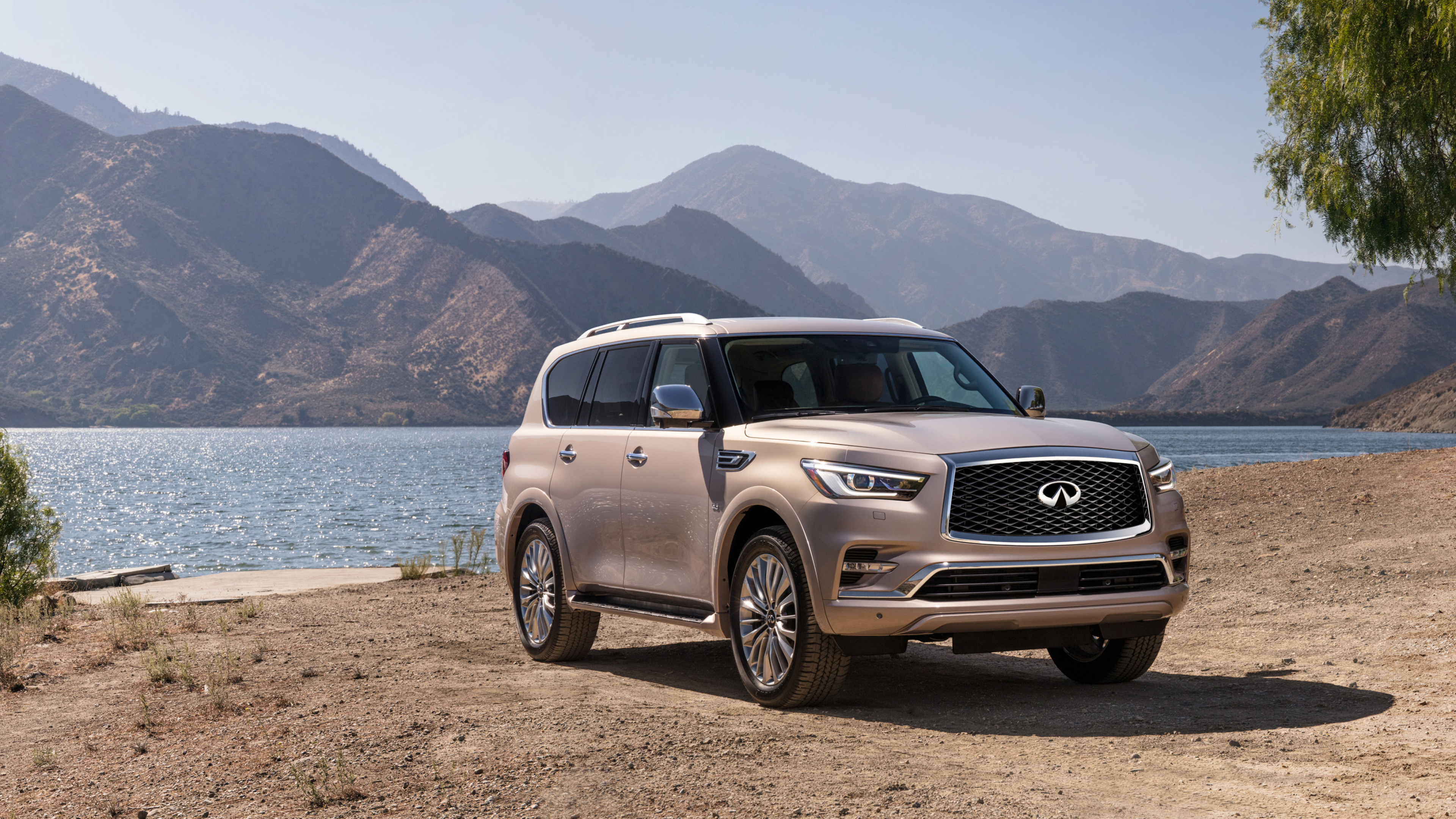 Infiniti QX80, Elegant SUV, Exquisite craftsmanship, Unparalleled luxury, 3840x2160 4K Desktop