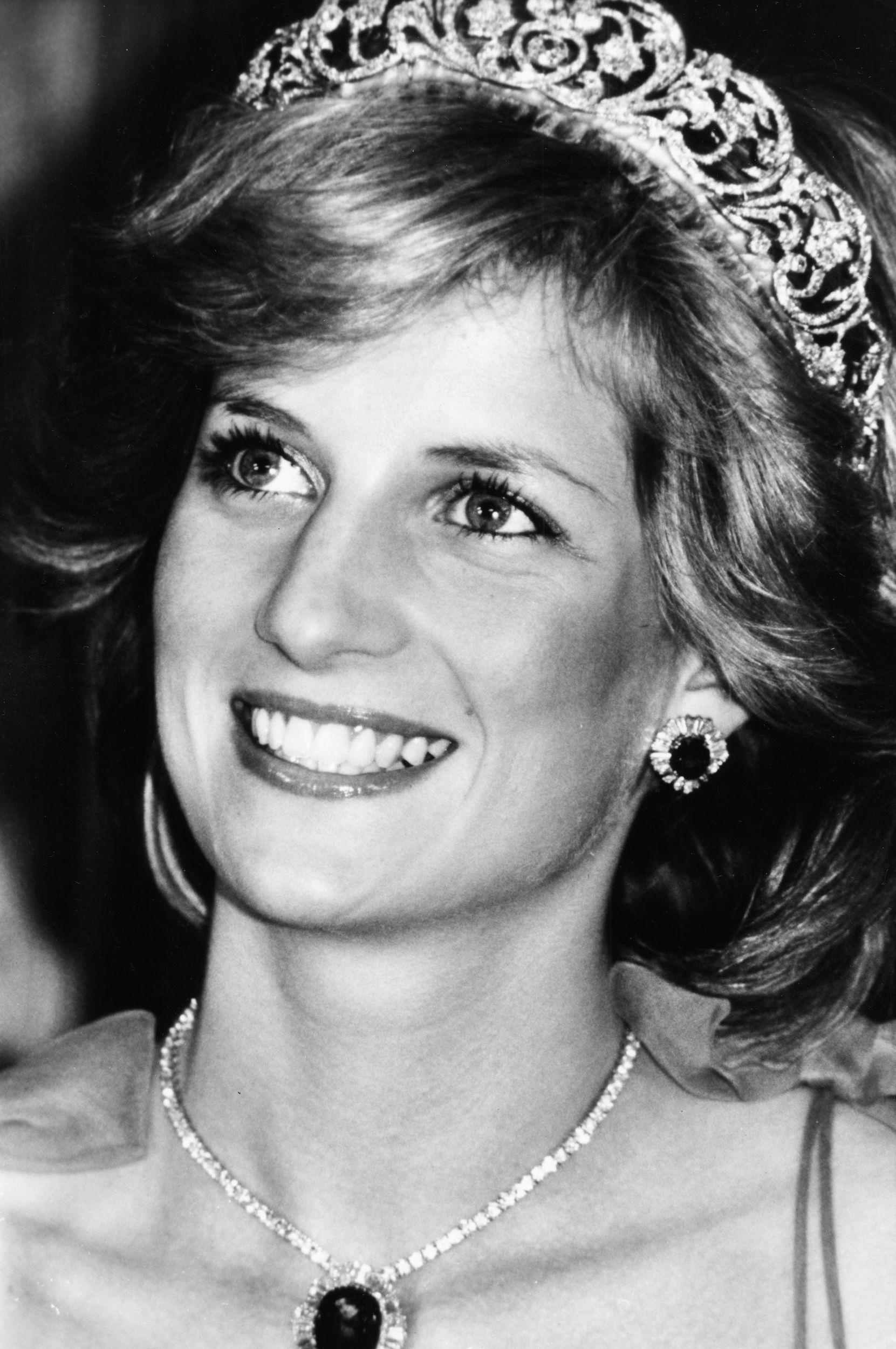 Princess Diana, Celebs, Beautiful wallpapers, Zoey Thompson, 1670x2500 HD Phone
