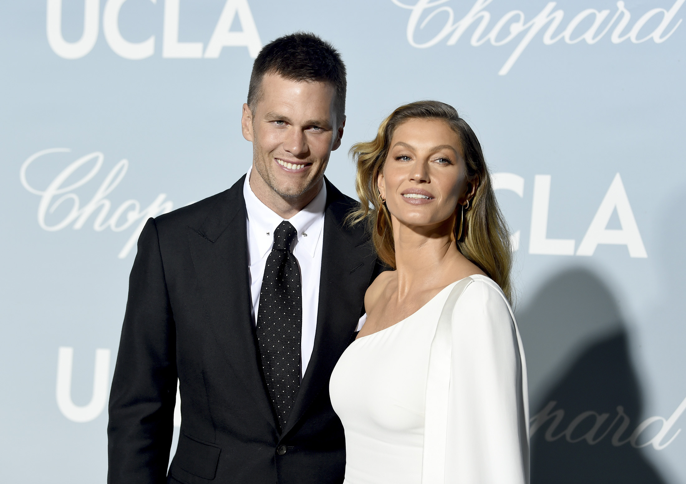Tom Brady, Gisele Bundchen, Investments in crypto, Financial ventures, 2200x1560 HD Desktop