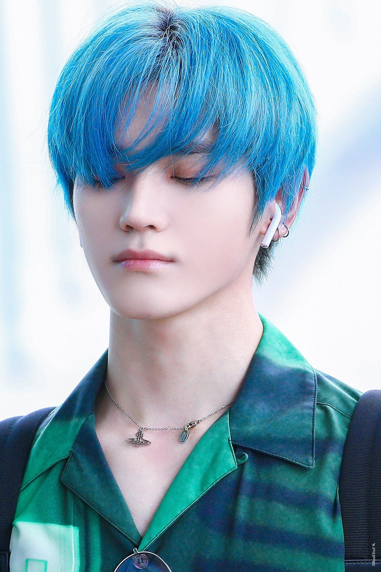 Absent at Music Bank, Health reasons, Taeyong, 1280x1920 HD Phone