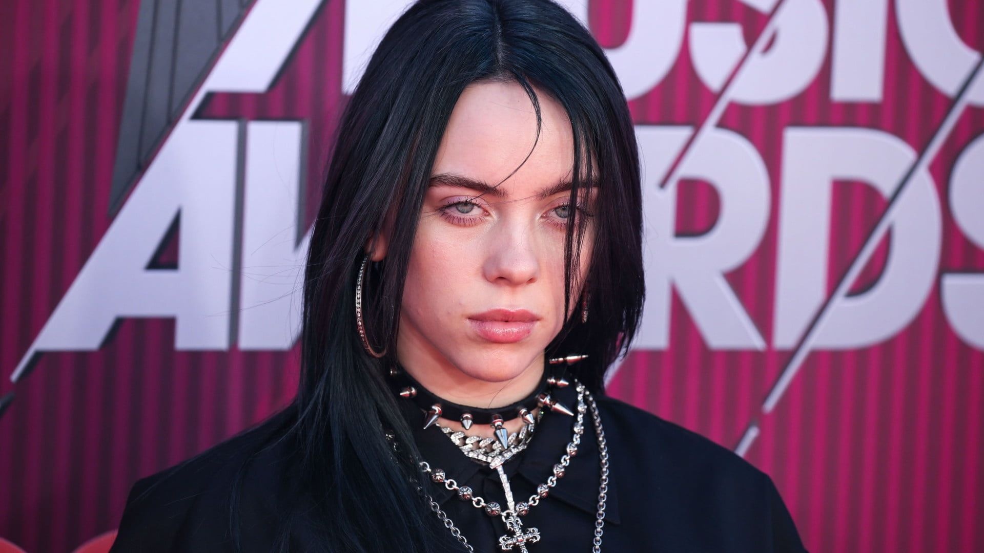 Billie Eilish, Choker Wallpaper, 1920x1080 Full HD Desktop