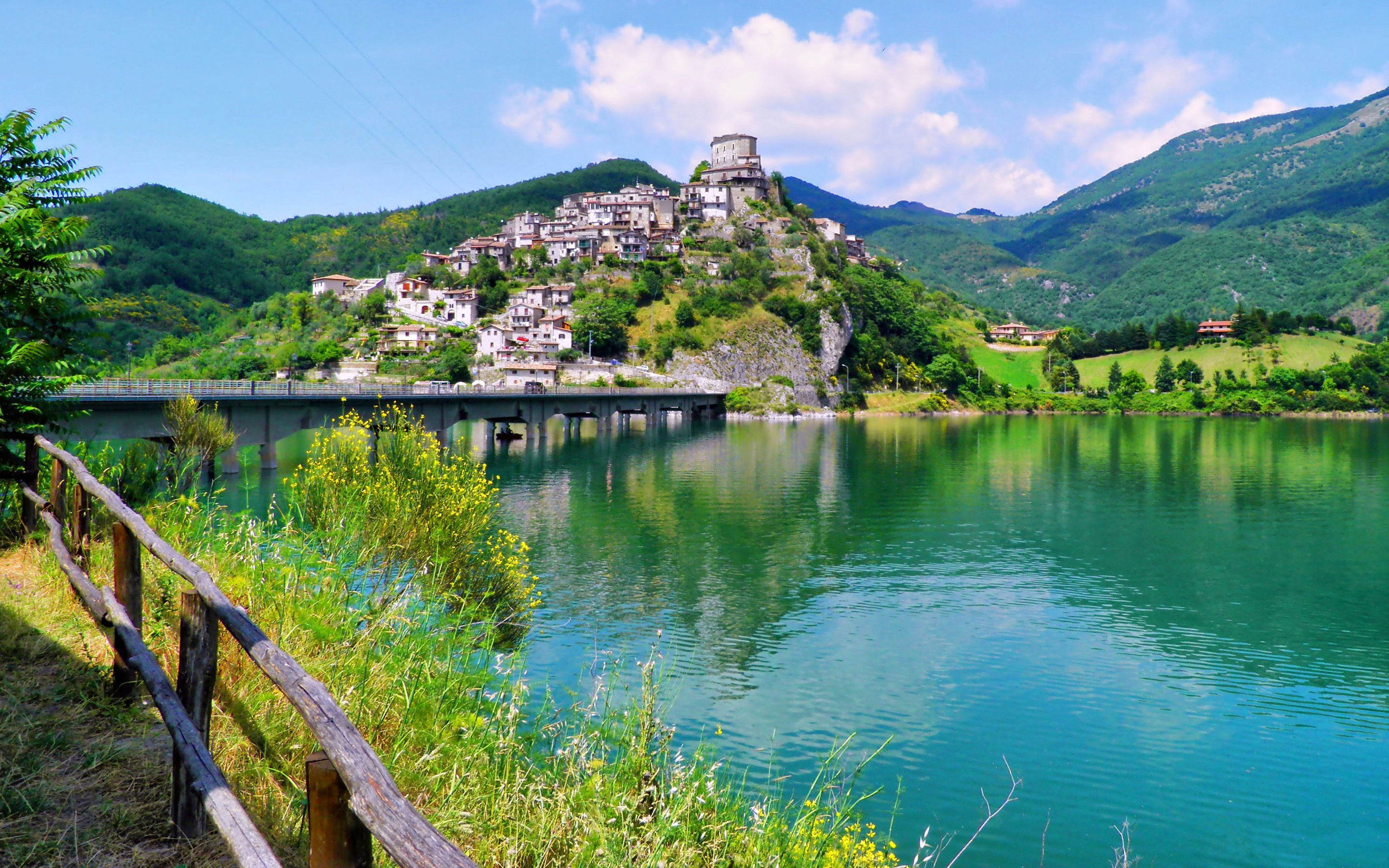 Lazio, Lago del Turano, Rieti, Italy, 2880x1800 HD Desktop