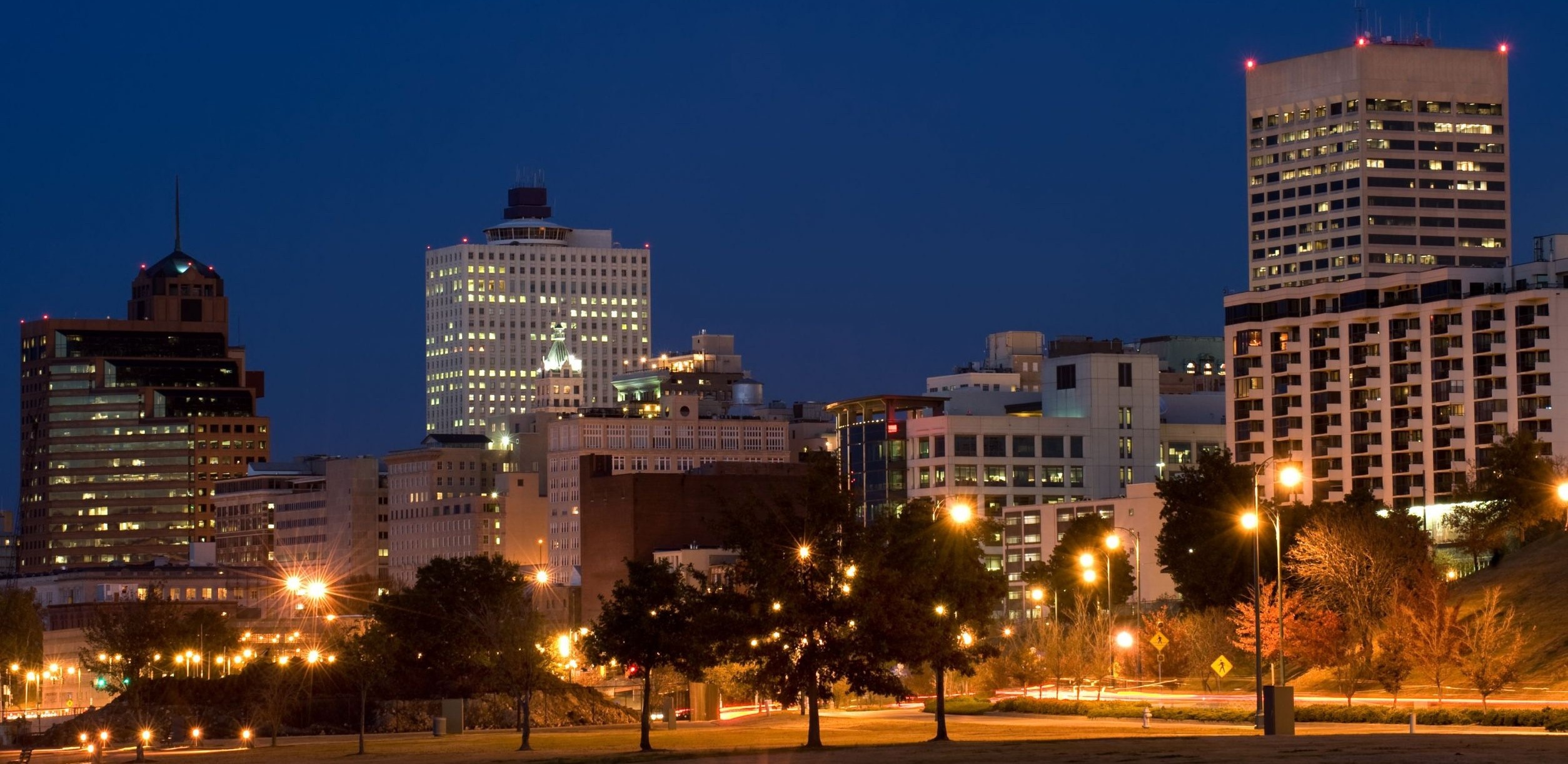 Memphis Skyline, Travels, Wallpaper in Memphis, Tennessee, 2510x1230 Dual Screen Desktop