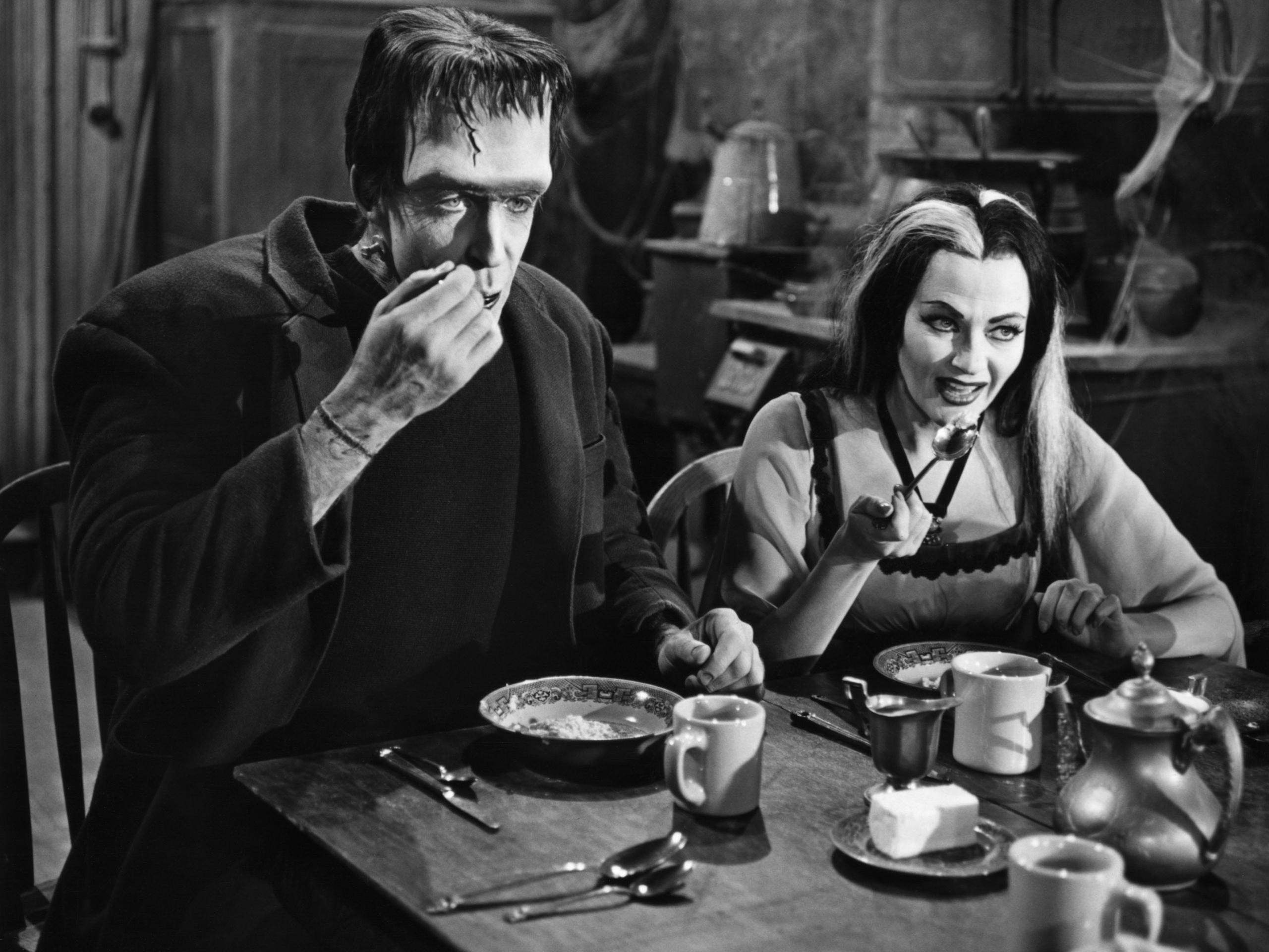 The Munsters, 2022 movie, Monsters wallpapers, Movie backgrounds, 2560x1920 HD Desktop