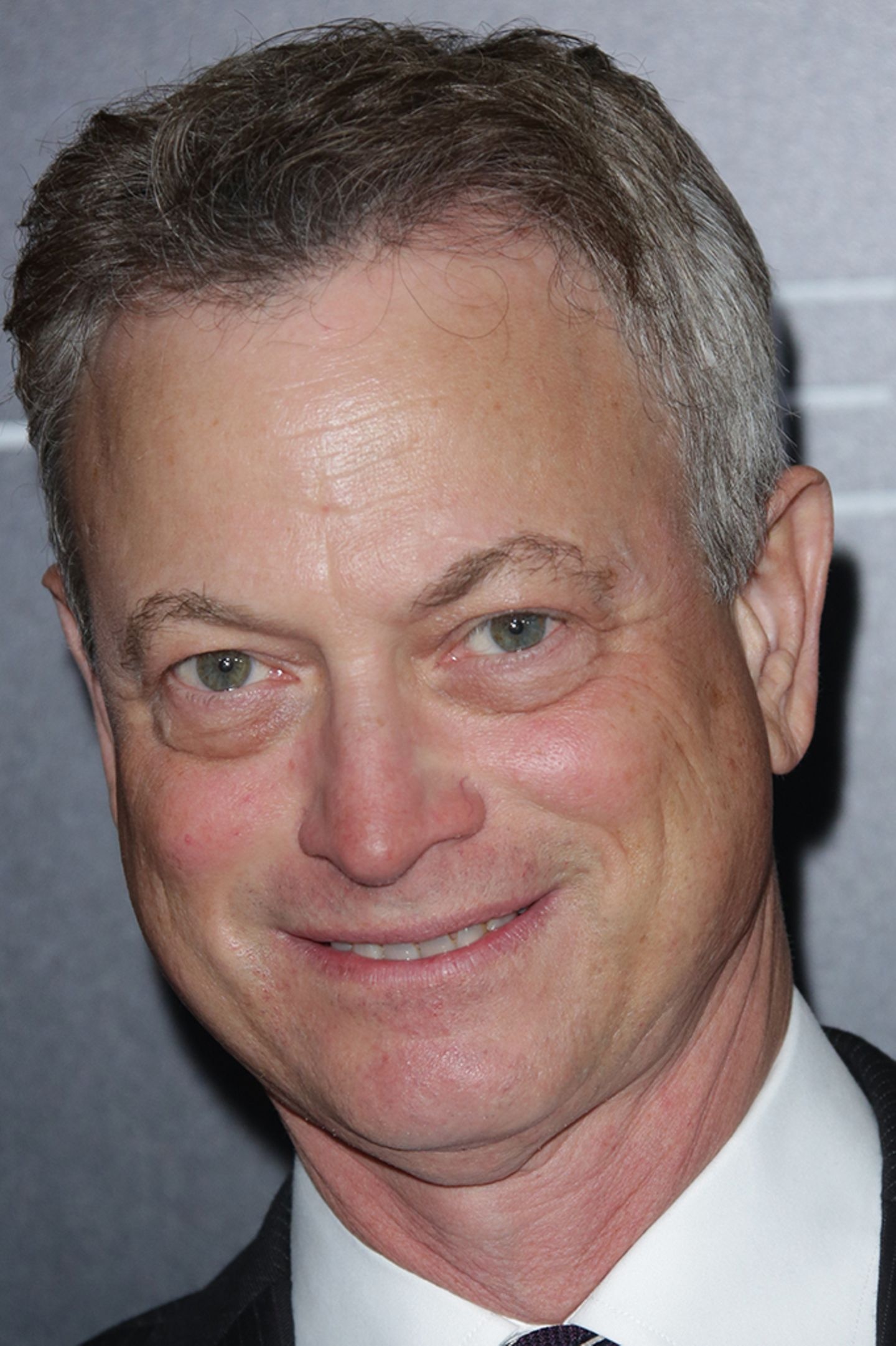 Gary Sinise, Versatile actor, Career highlights, Sinise's filmography, 1440x2170 HD Phone