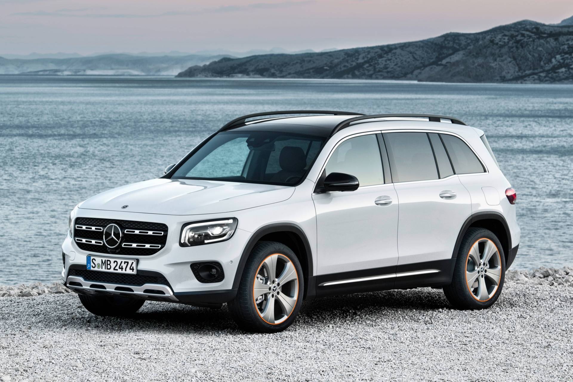 Mercedes-Benz GLB, Edition 1, Detailed, Carscoops, 1920x1280 HD Desktop