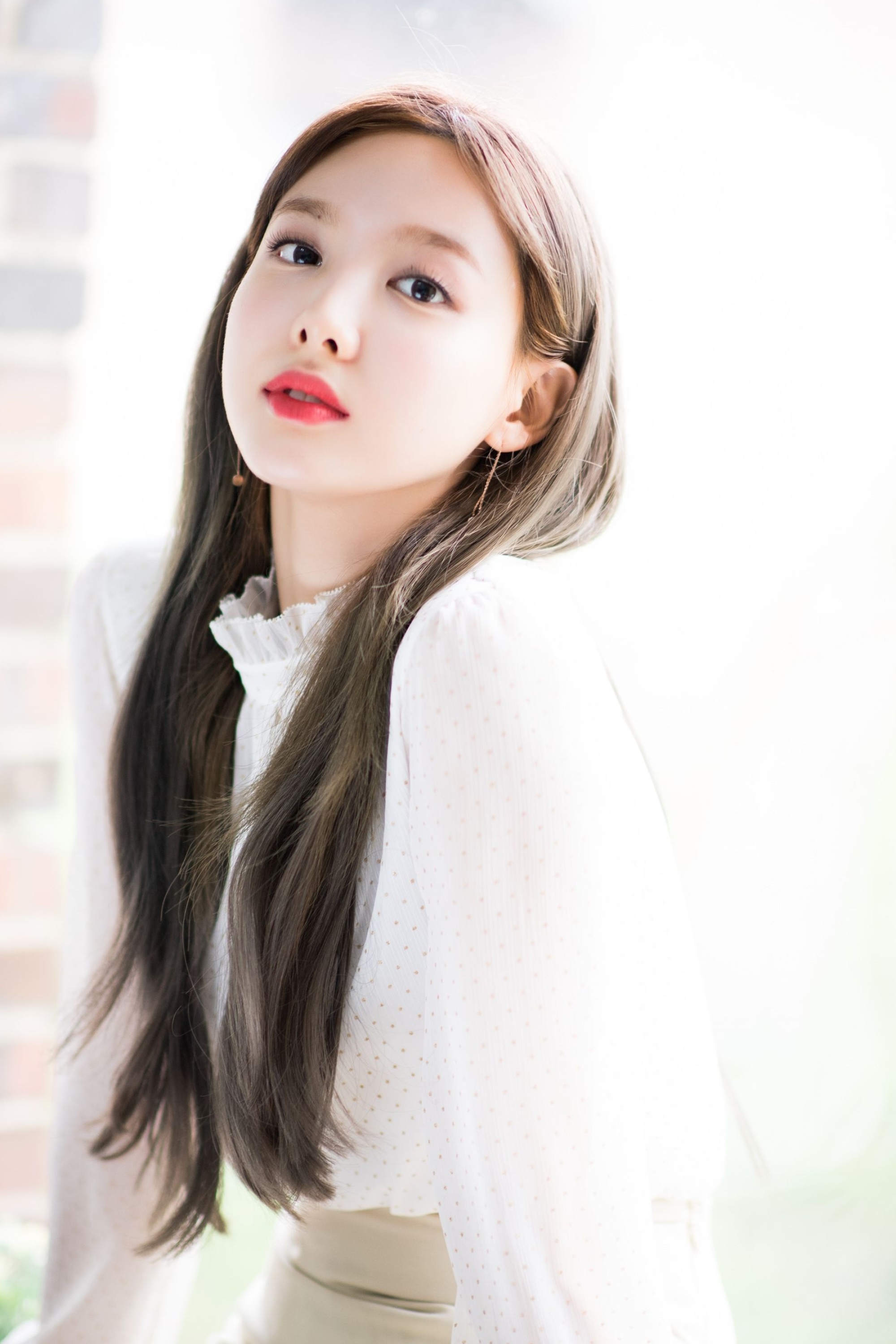 Nayeon (TWICE), Musical talent, Chart domination, Fan devotion, 2000x3000 HD Phone