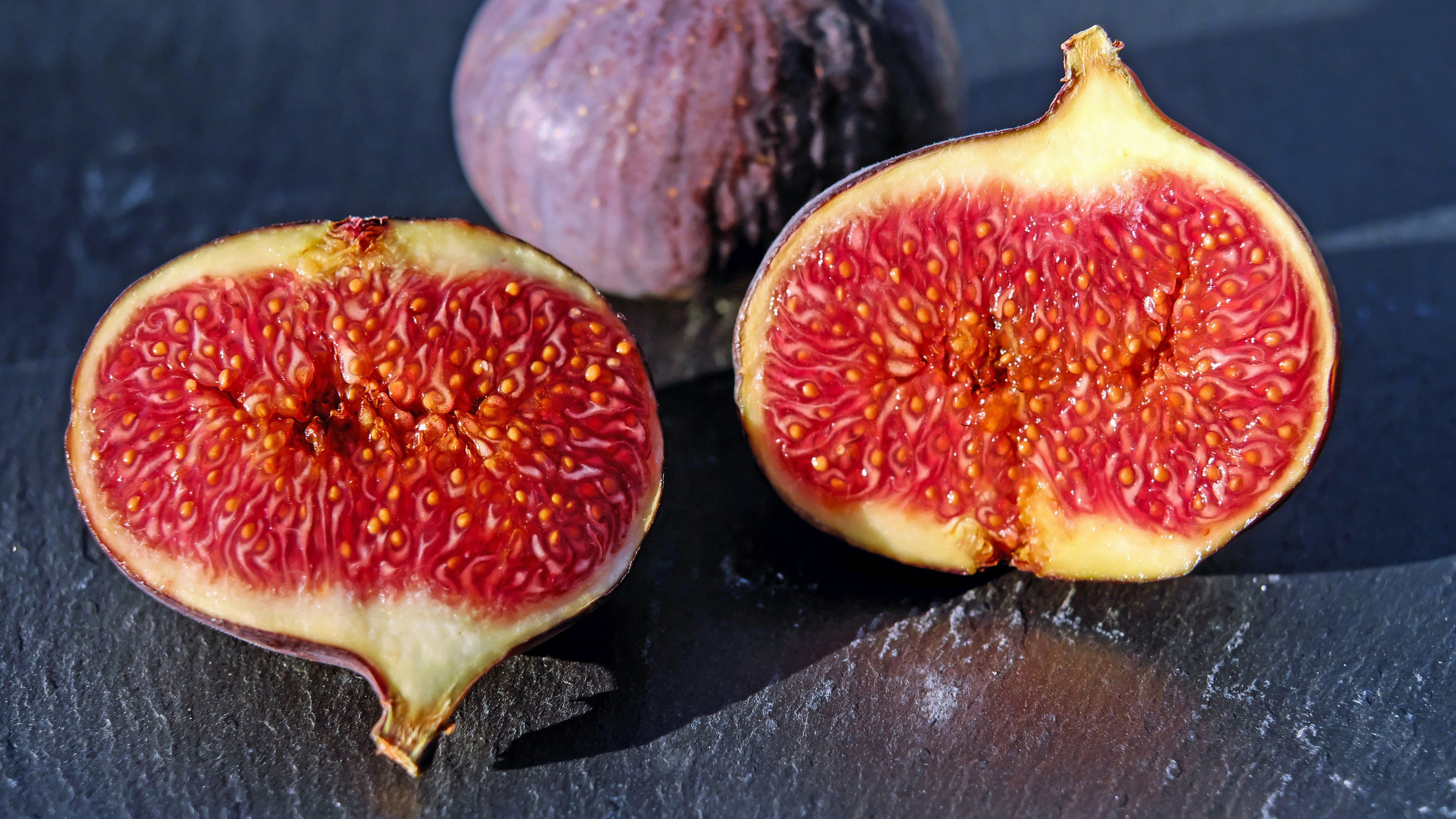 Figs inside fruits, Seed dispersion, Textured wallpapers, UHD TV background, 3840x2160 4K Desktop