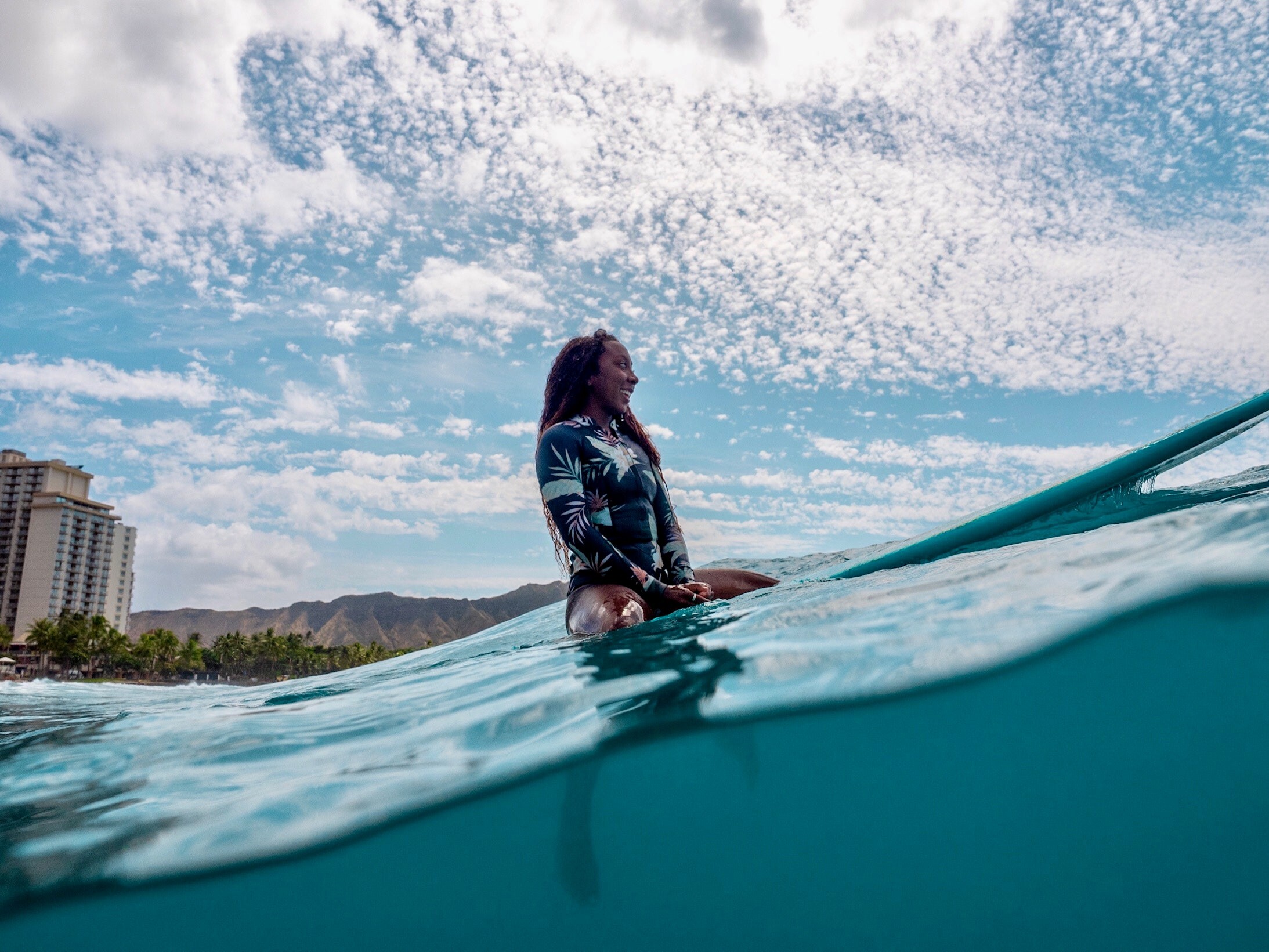 Surfing girl, Sports, Professional surfer, Hawaii, 2190x1650 HD Desktop