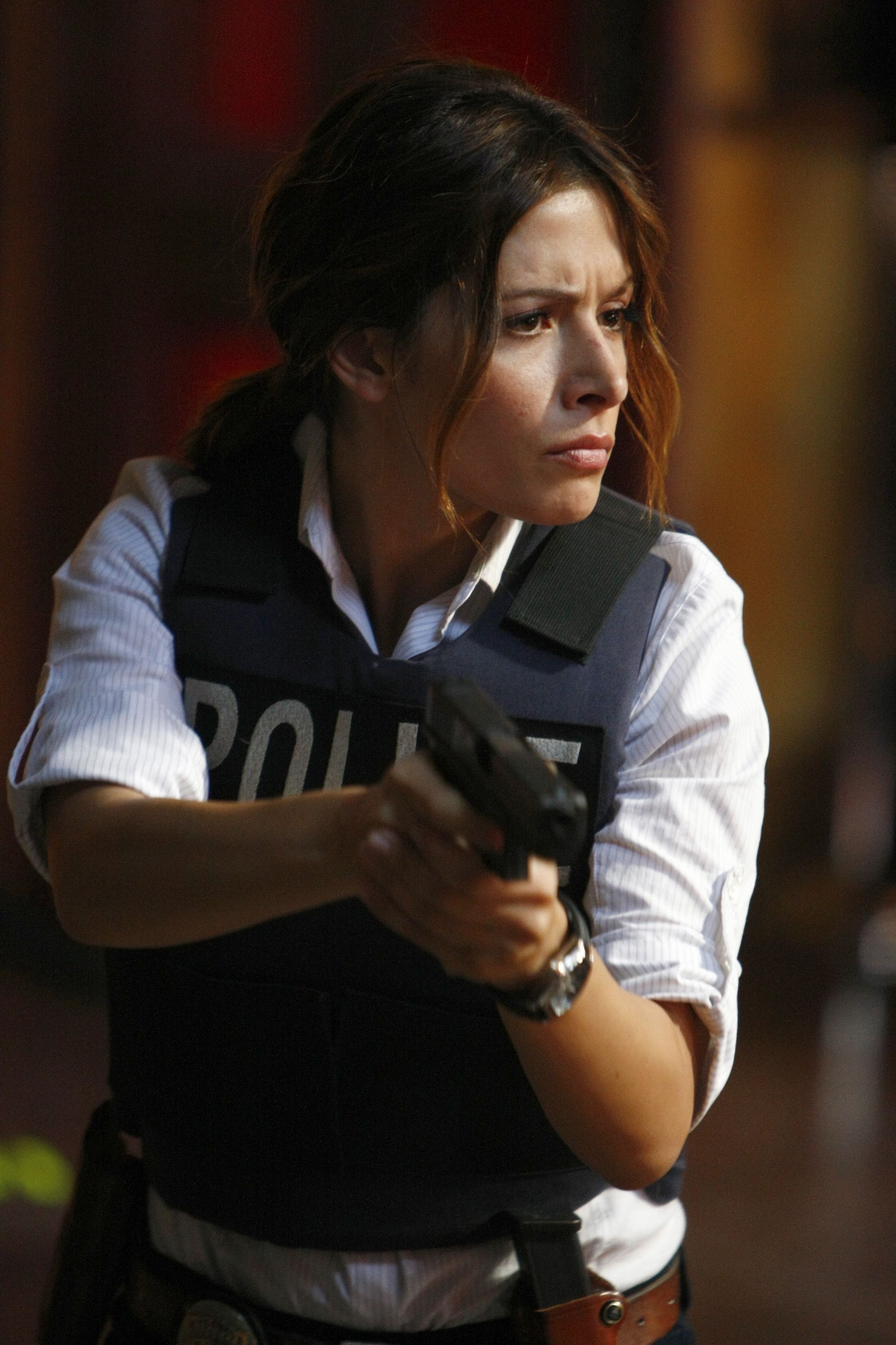 Sarah Shahi, Pollice girl role, Striking wallpapers, Talented actress, 2000x3000 HD Phone