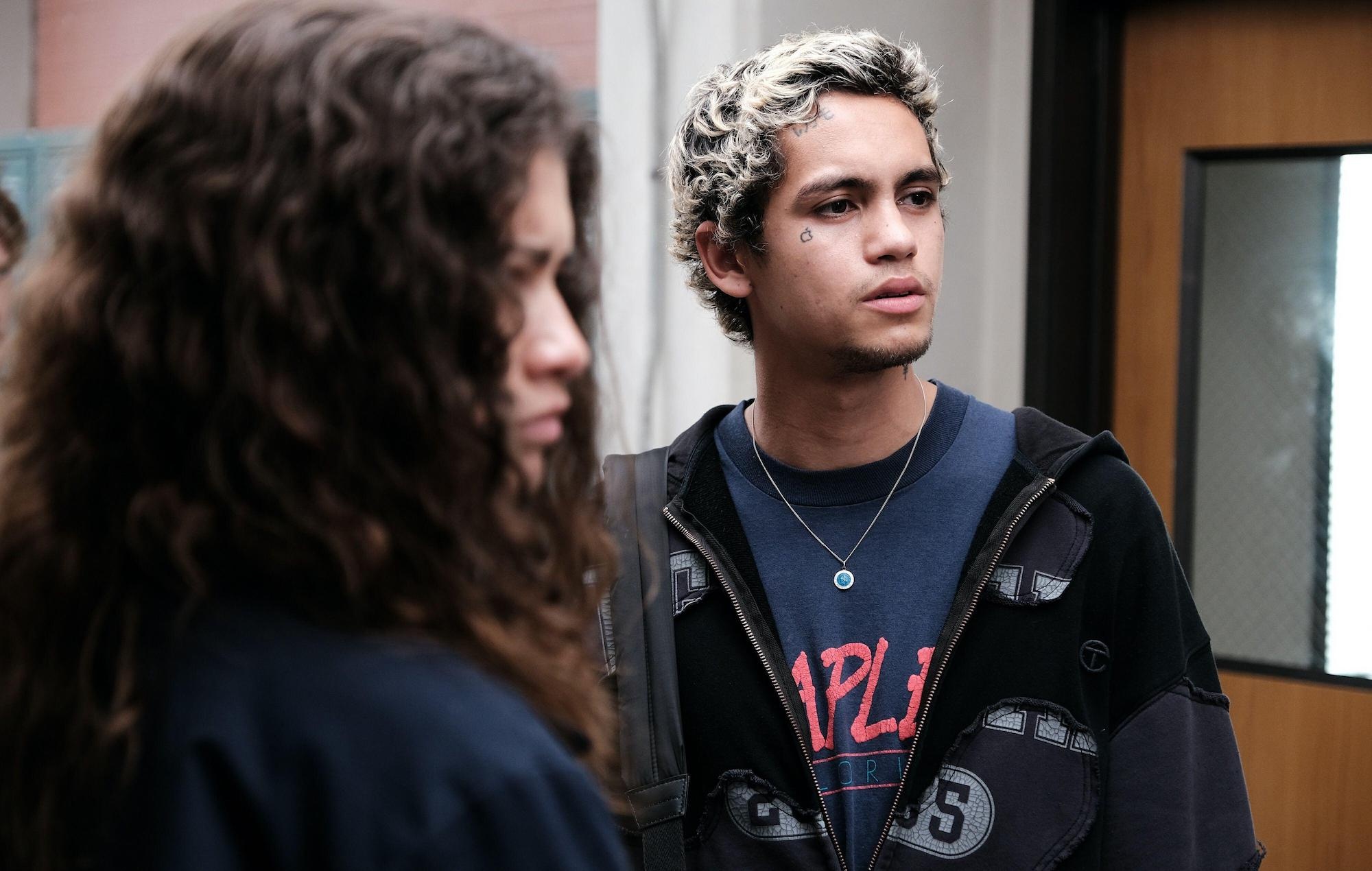Dominic Fike, Elliott's song, Zendaya, Euphoria finale, 2000x1270 HD Desktop