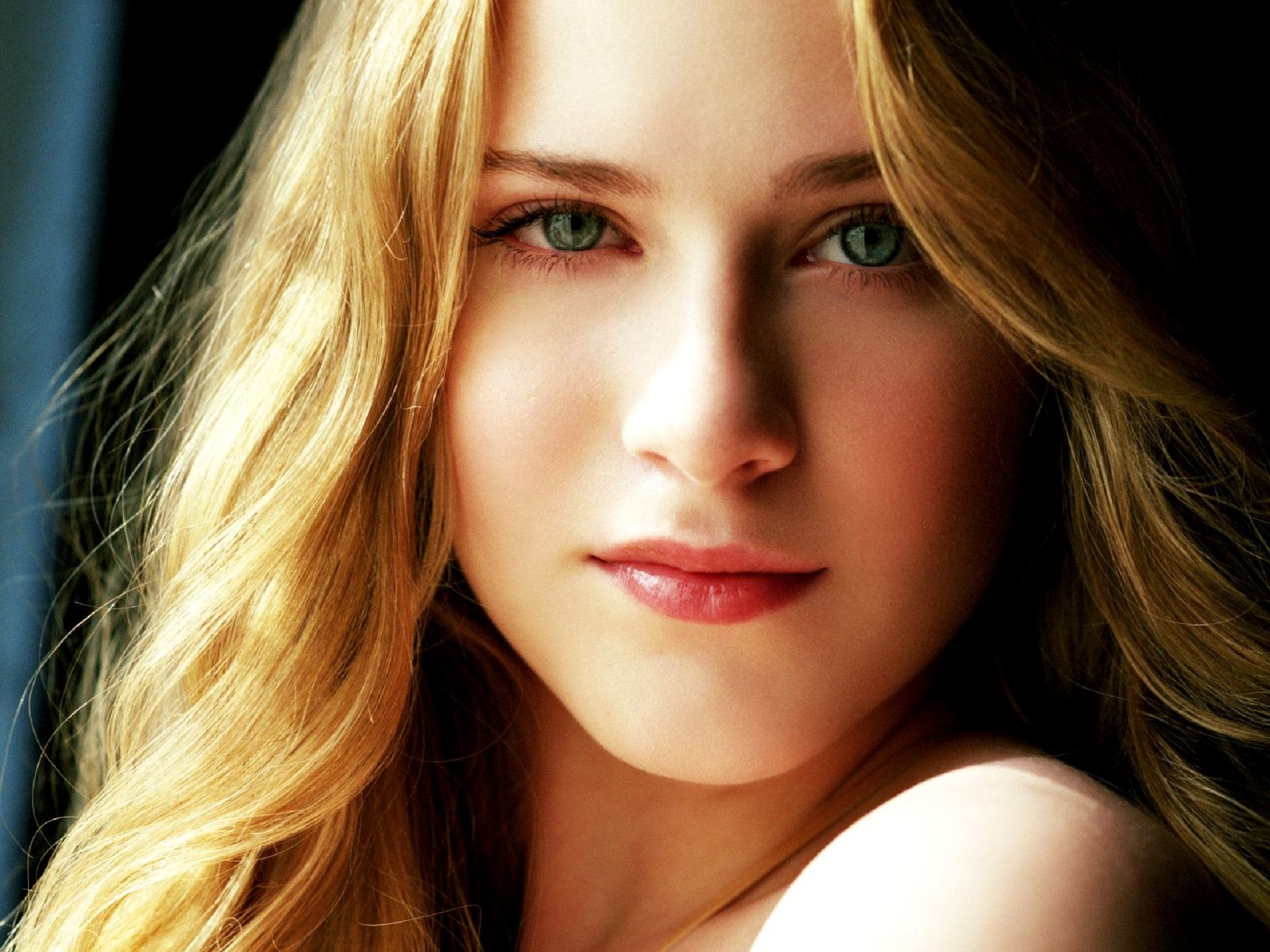 Evan Rachel Wood, Sexy wallpapers, Sophisticated charm, Alluring persona, 1920x1440 HD Desktop