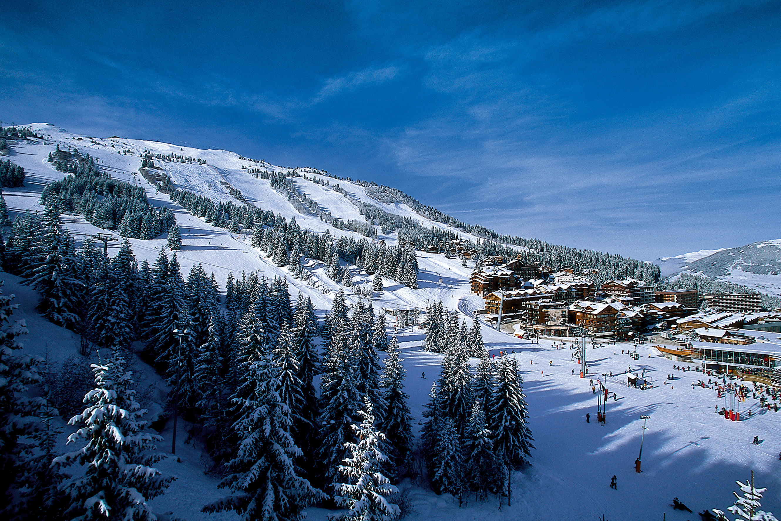 Slope, Courchevel Wallpaper, 2660x1780 HD Desktop