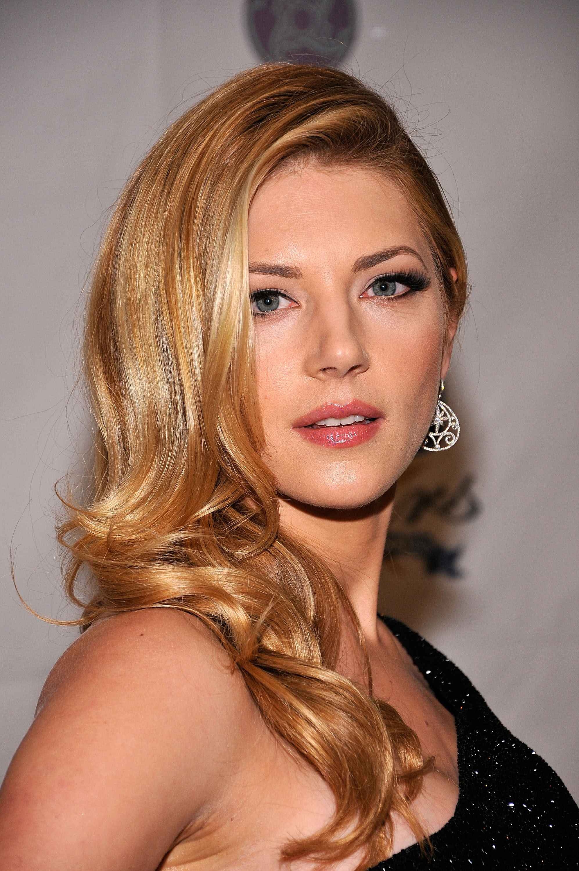 Katheryn Winnick movies, HQ, Katheryn Winnick photo, Fanpop, 2000x3000 HD Phone