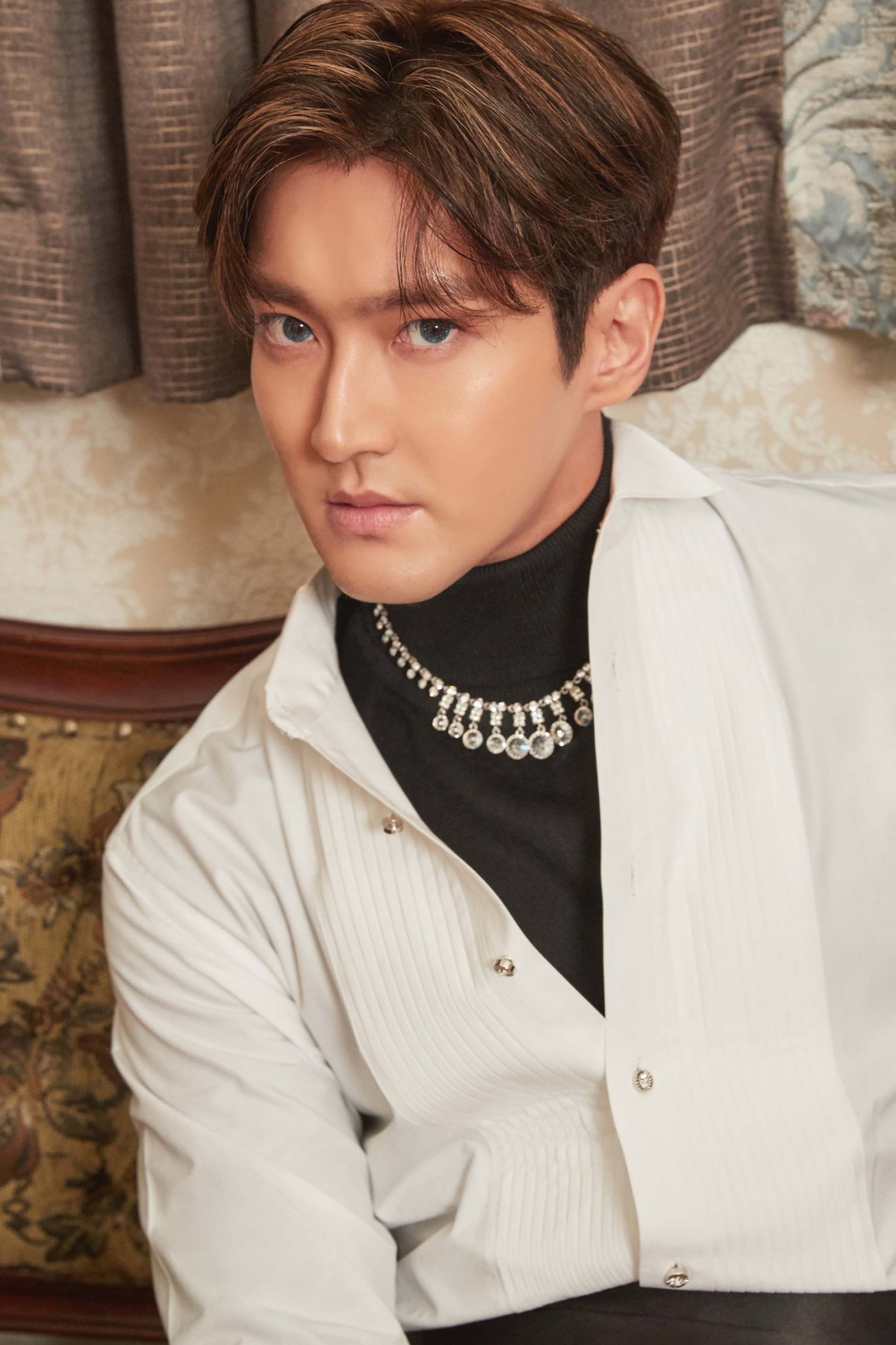 Choi Si-won, Super Junior, Kpop idol, Instagram celebrity, 1900x2860 HD Phone