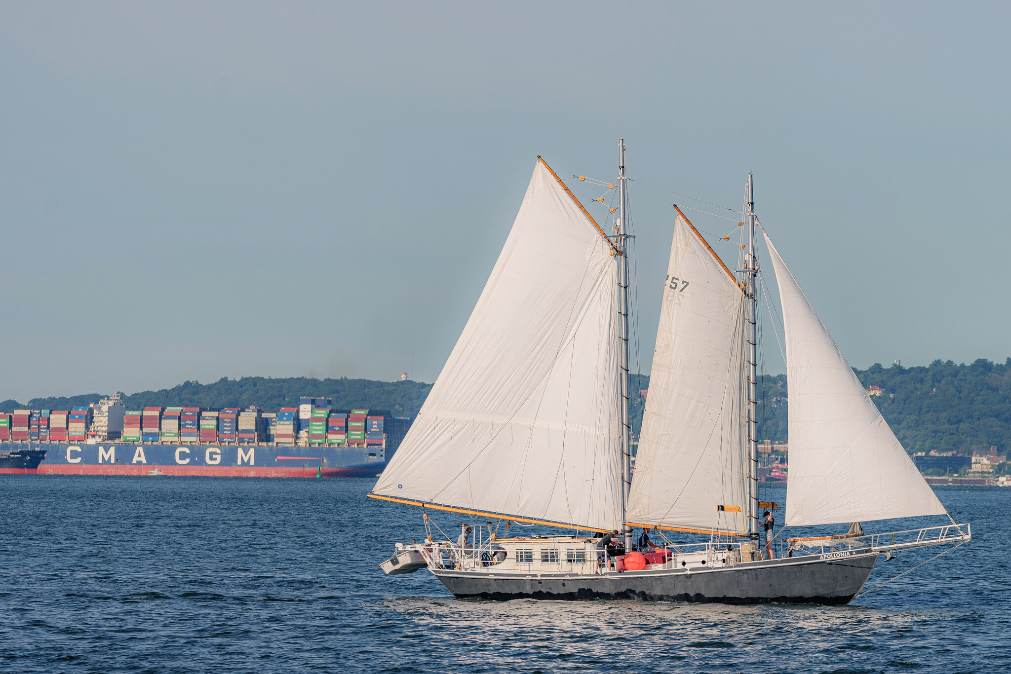 Carbon Neutral Shipping, Hudson, 2050x1370 HD Desktop