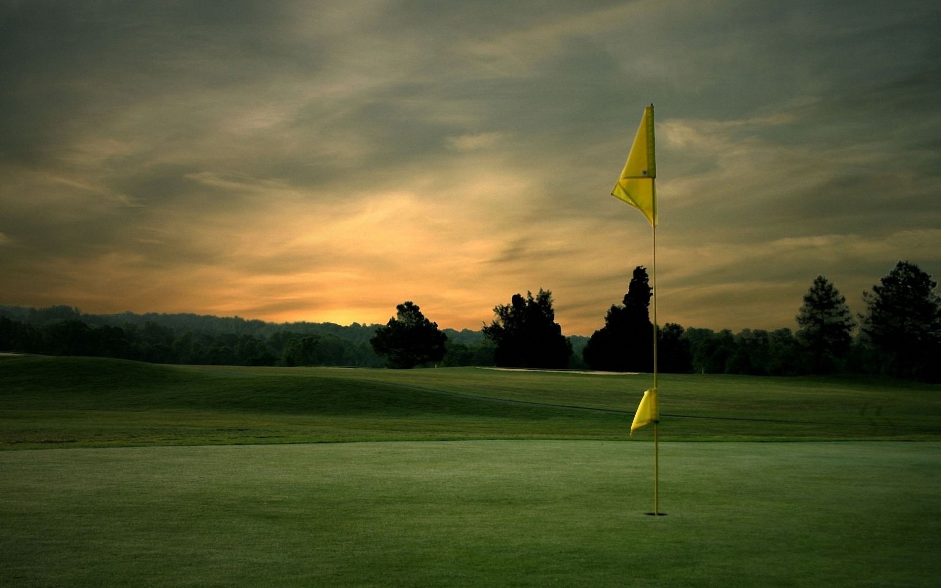 Golf Course, Nike flag, Sporty wallpapers, Athletic inspiration, 1920x1200 HD Desktop