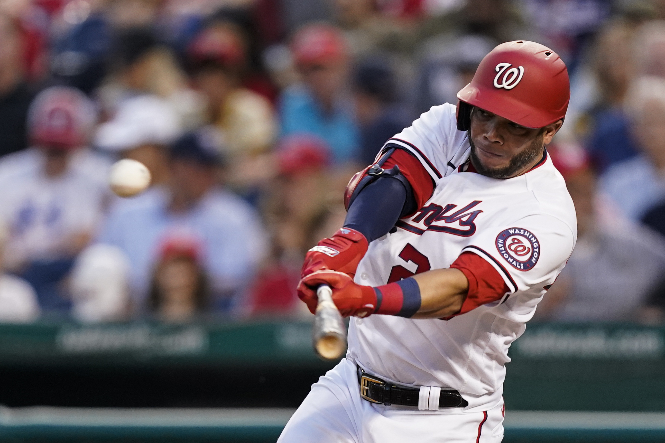 Yadiel Hernandez, Washington Nationals Wallpaper, 2590x1730 HD Desktop