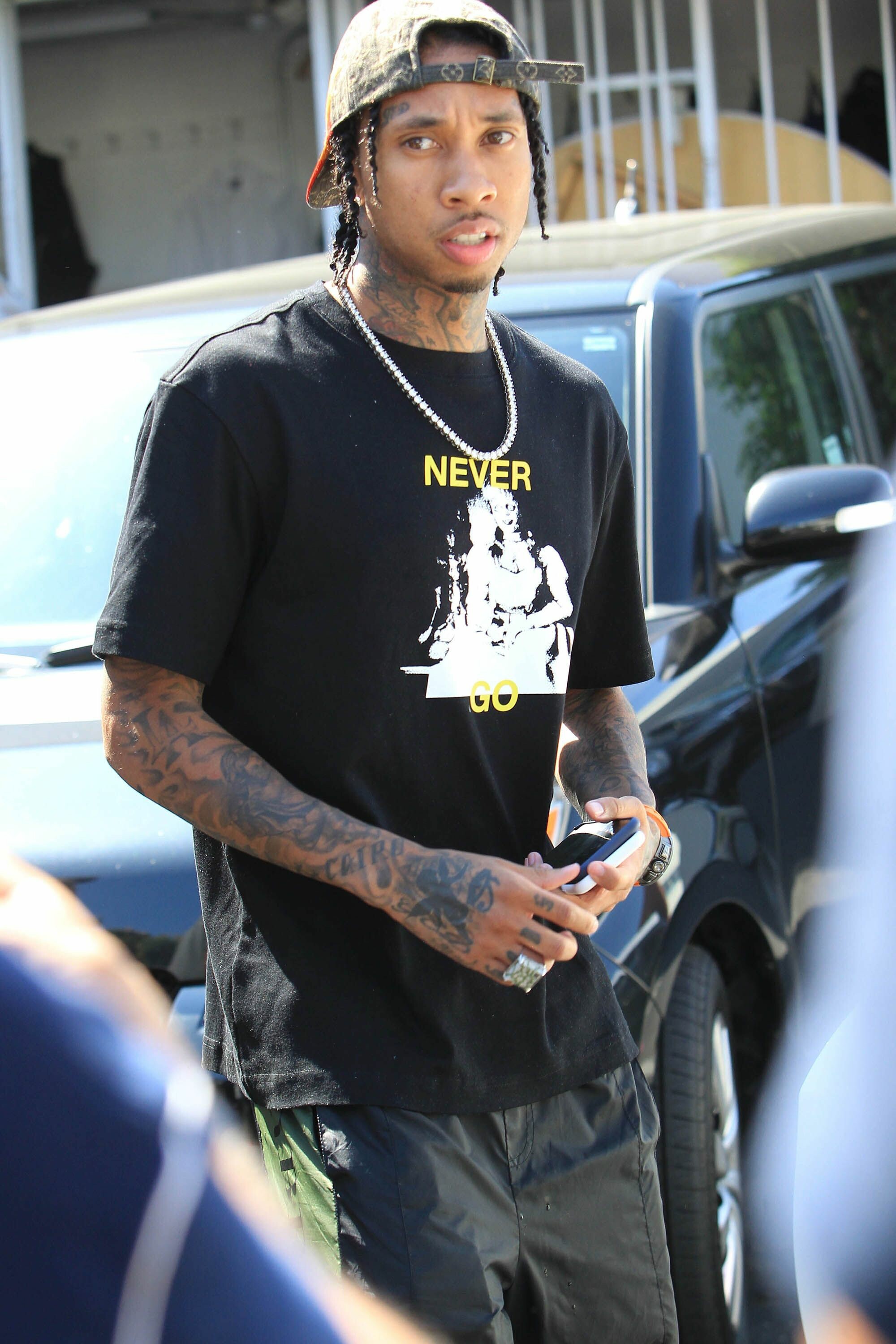 Tyga, Mean tweets, Celebrity music, Miley Cyrus, 2000x3000 HD Phone