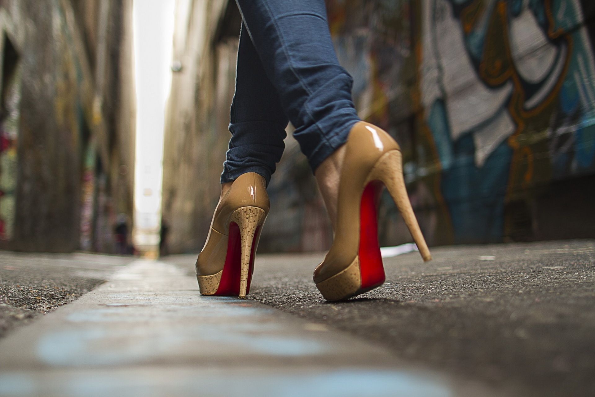 High Heels, Fashion trend, Stylish footwear, Statement shoes, 1920x1280 HD Desktop