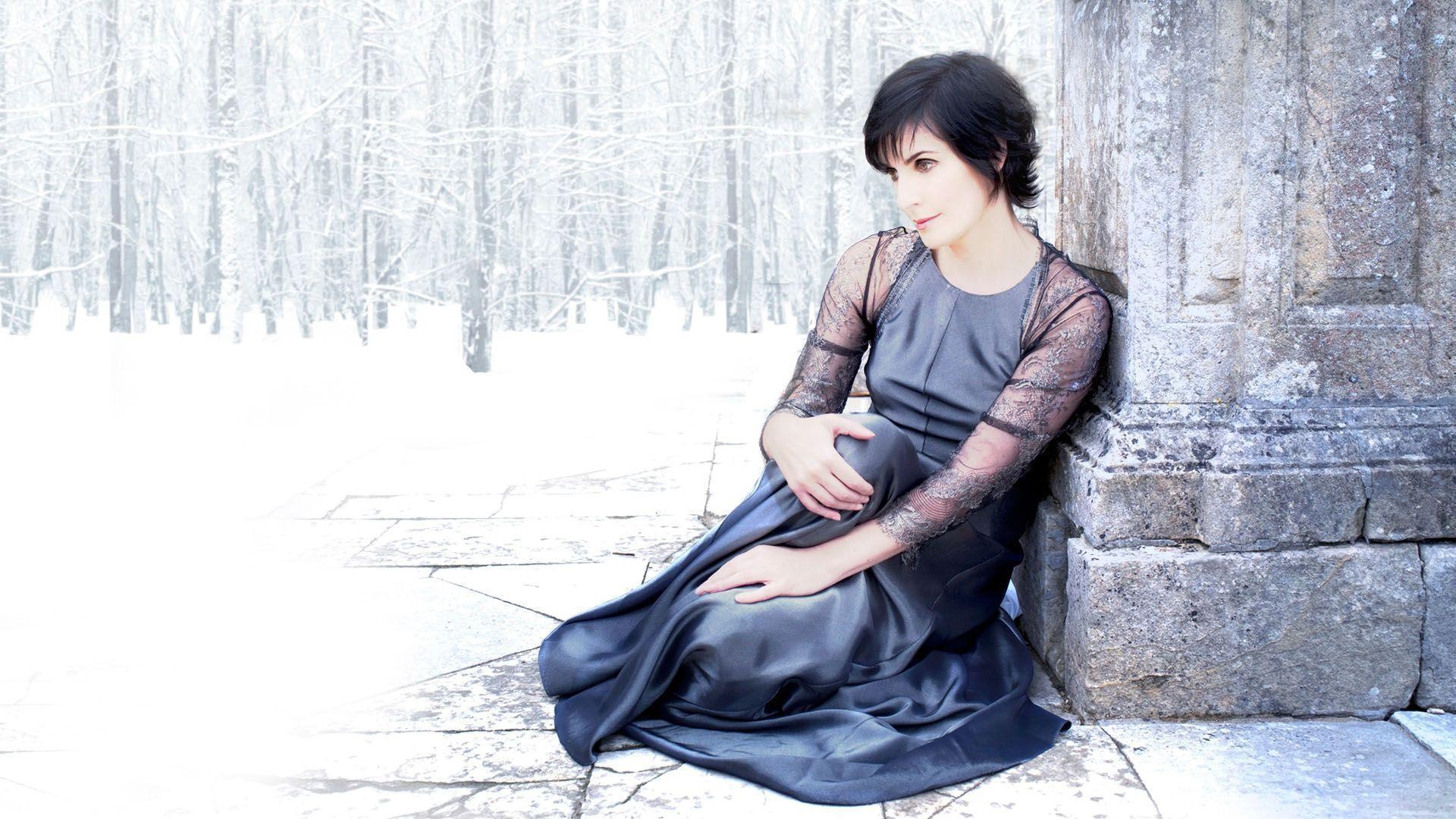 Enya Wallpaper, Posted by John Walker, Enya Patricia Brennan, Celebs, 1920x1080 Full HD Desktop