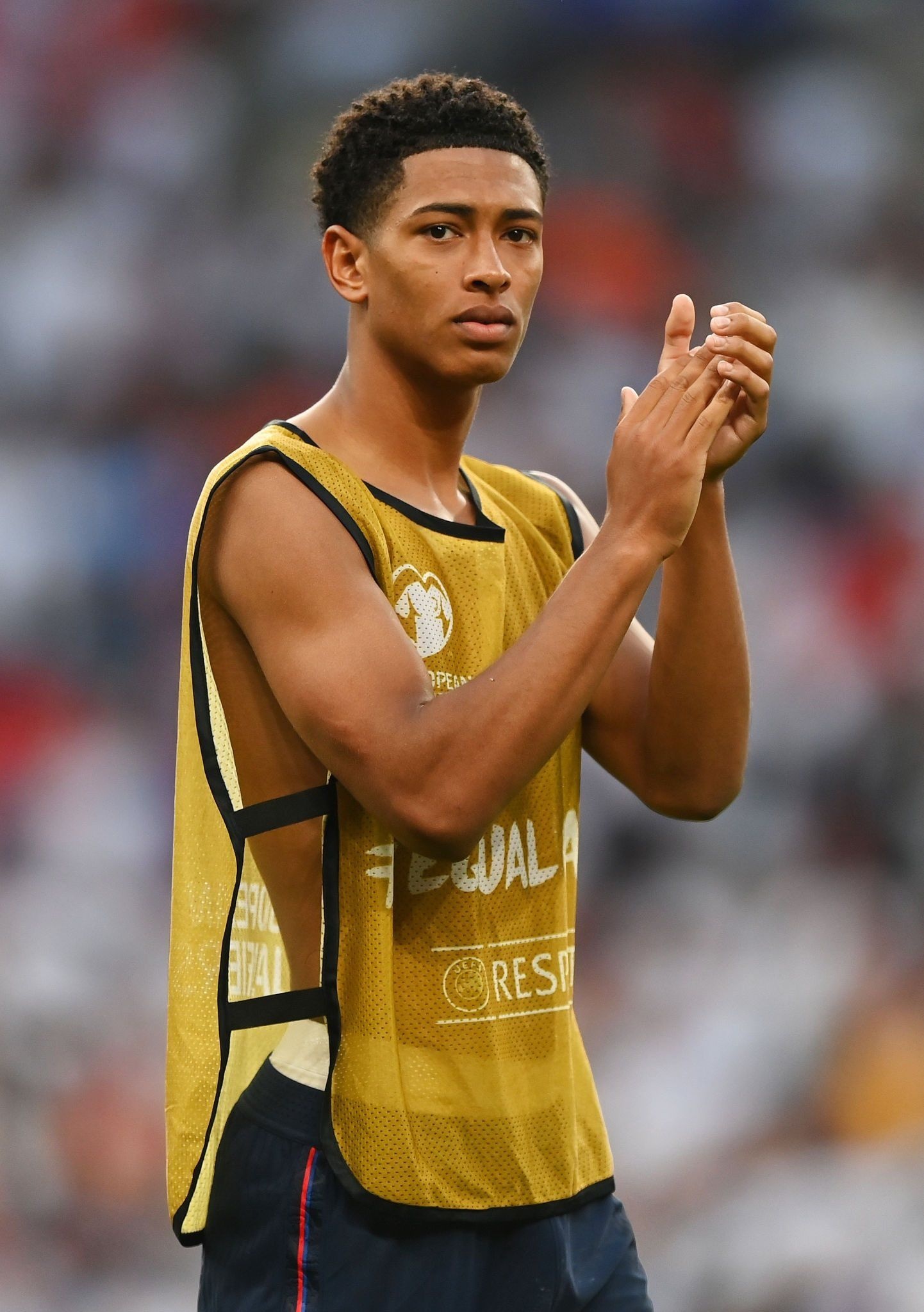 Jude Bellingham, Yellow UEFA training bib, Football stadium crowd, HD Phone wallpaper