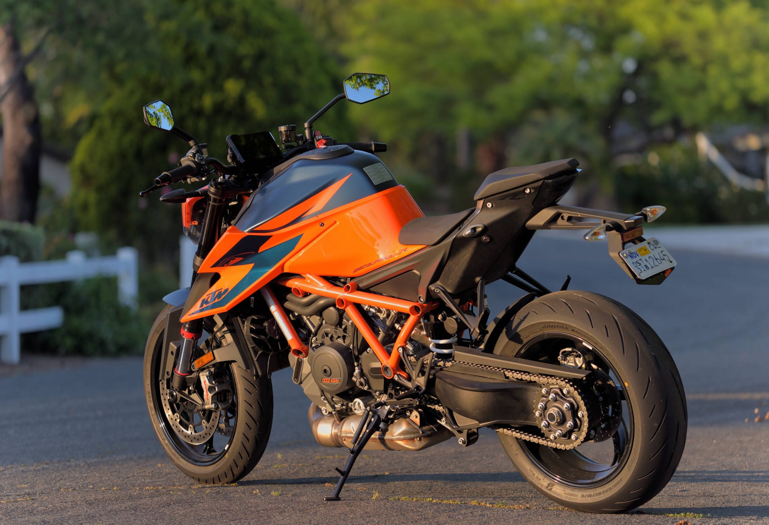 KTM 1290 Super Duke GT, 2020 model review, Motorcycle news editorials, Expert ride review, 2560x1750 HD Desktop