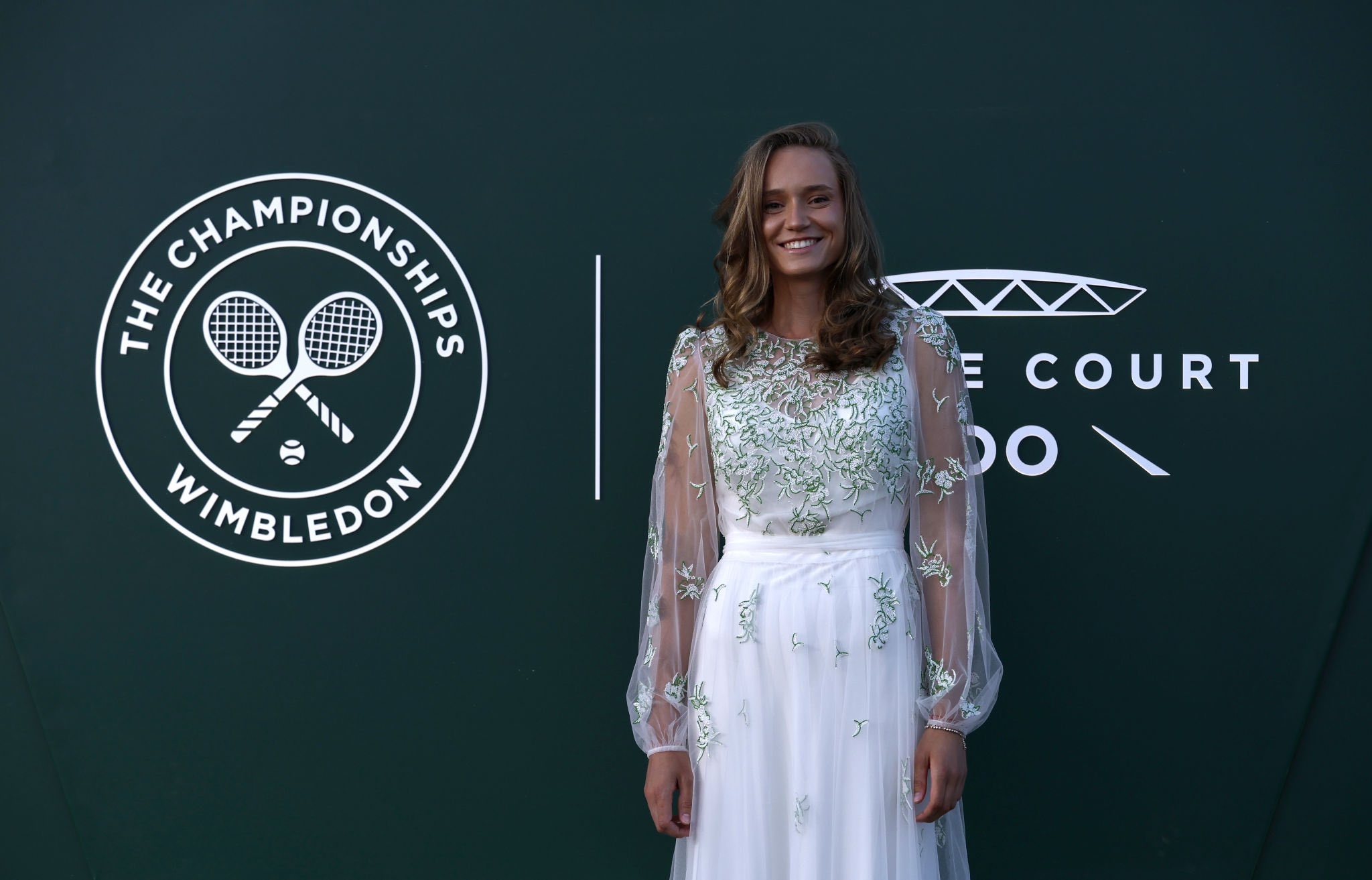 Elena Rybakina, Wimbledon ball appearance, Tennis glamour, Red carpet moment, 2050x1320 HD Desktop