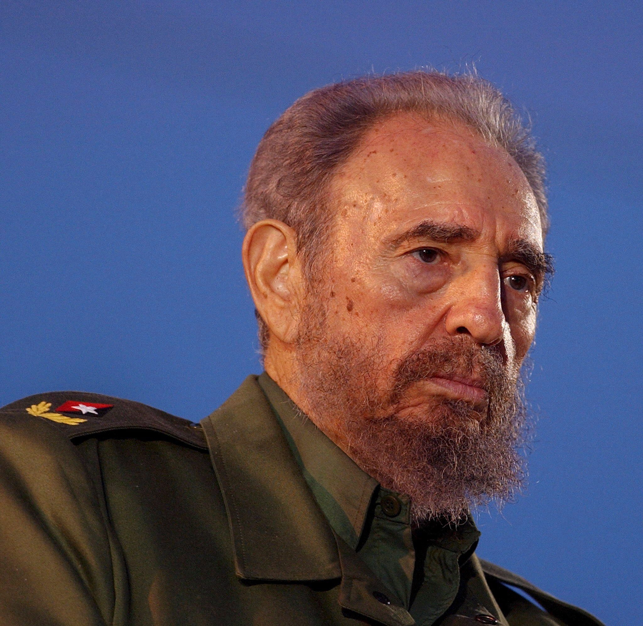 Fidel Castro, Free wallpaper, Cuba's history, Iconic leader, 2050x2000 HD Desktop