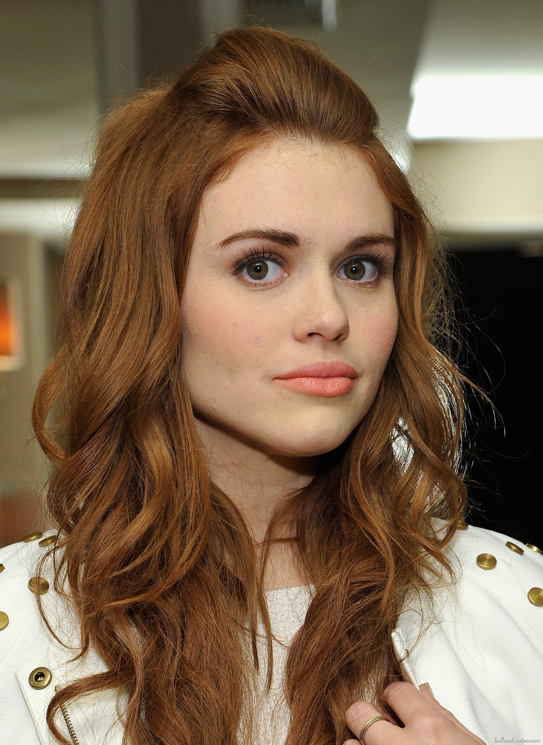 Holland Roden, Style inspiration, Fashion, Celebrity photoshoot, 1900x2610 HD Phone