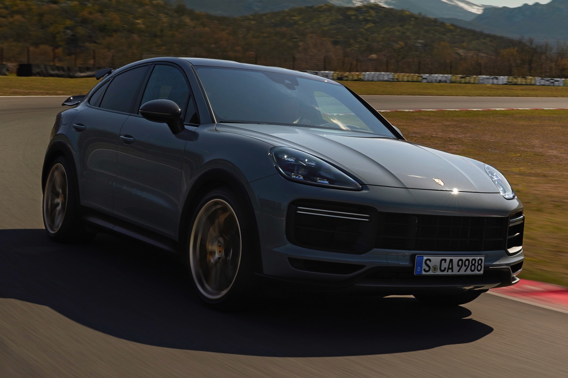 Porsche Cayenne, BMW X6 M, Porsche Cayenne Turbo GT, Coupe, 1920x1280 HD Desktop