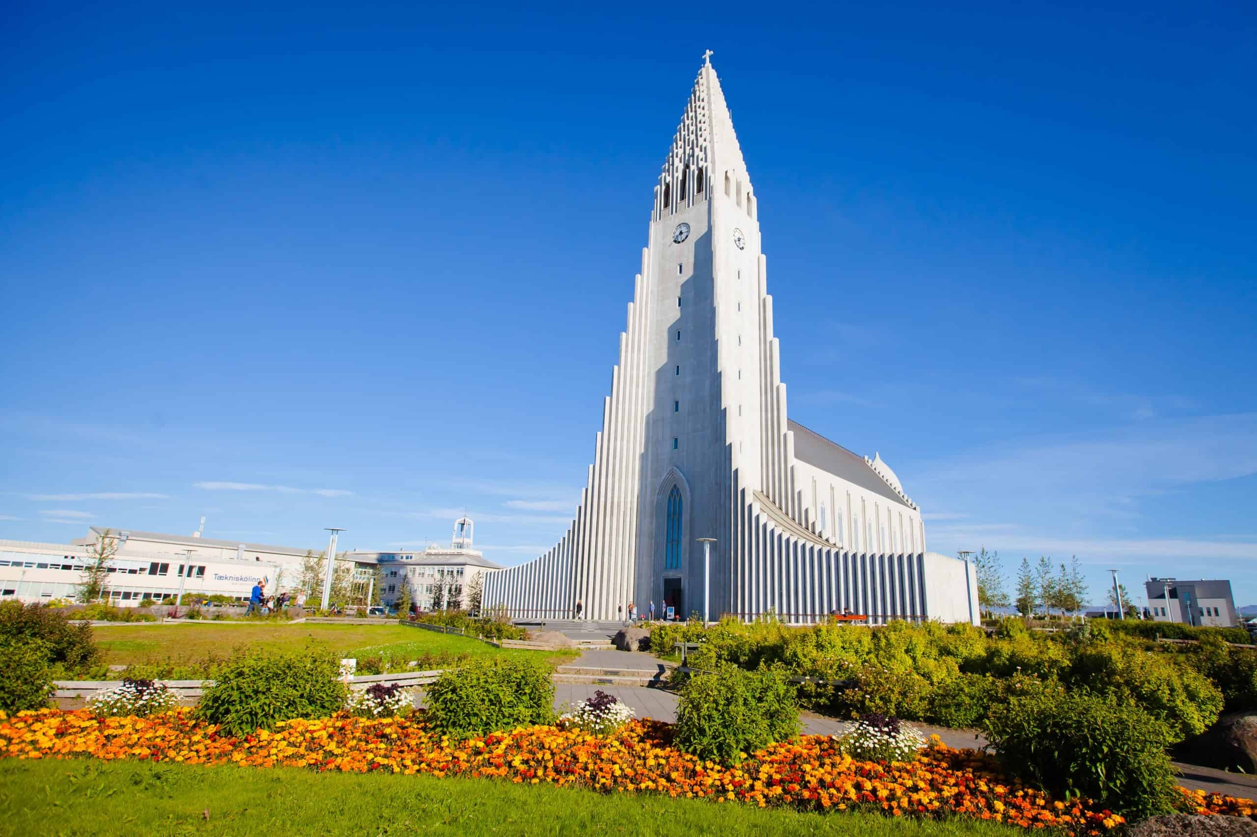 Reykjavik, Spring break getaway, Travel recommendations, Icelandic adventure, 2560x1710 HD Desktop