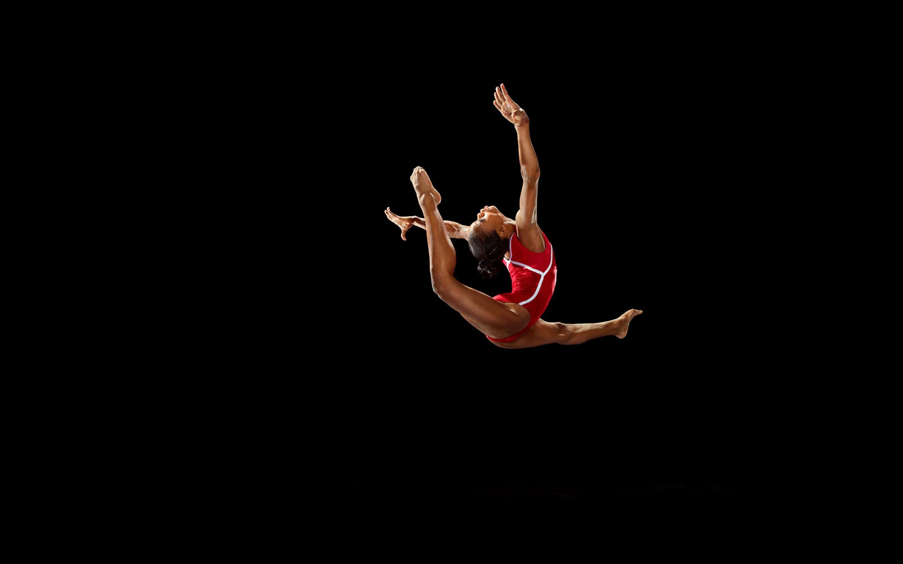 Gabby Douglas, Acrobatic Gymnastics Wallpaper, 2880x1800 HD Desktop