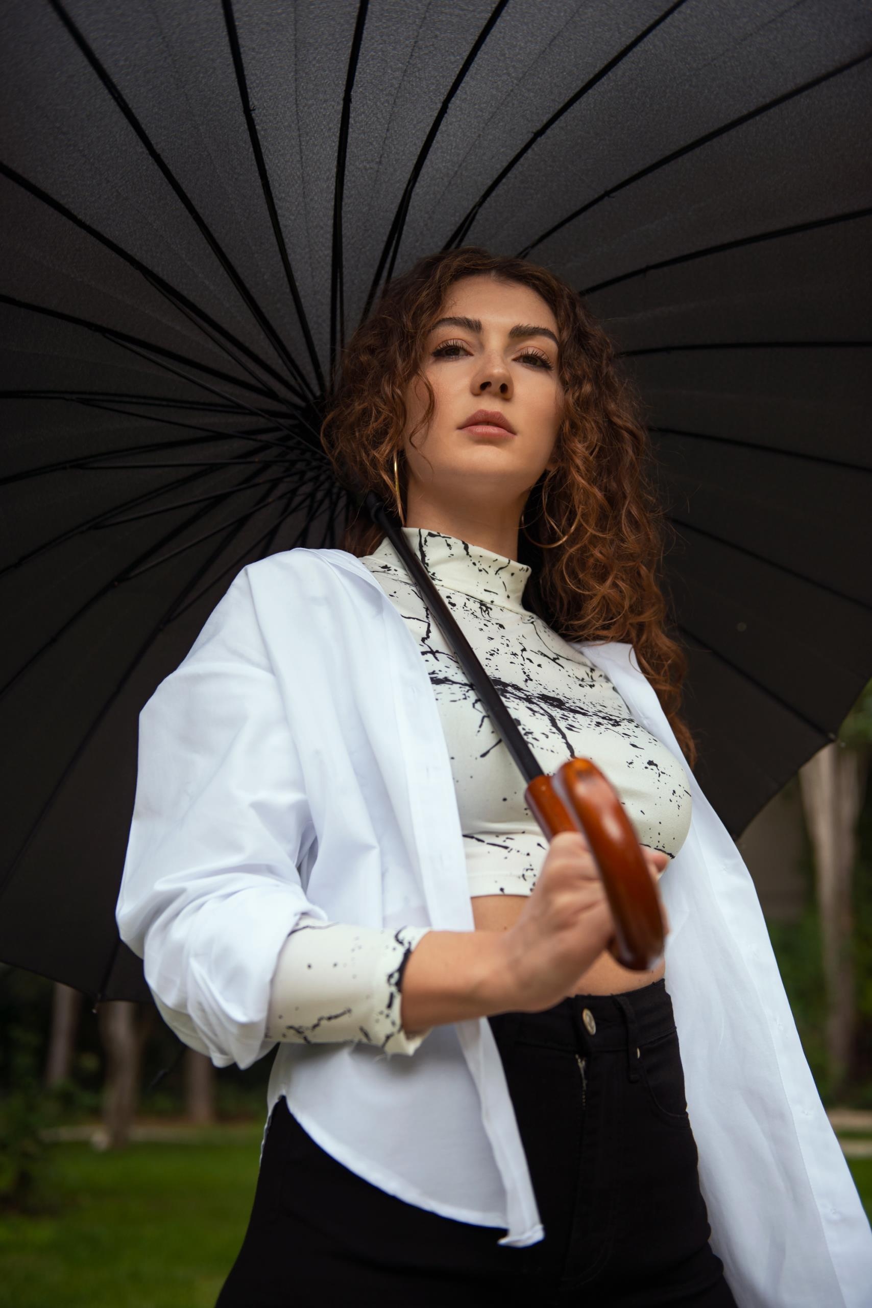 Burcu Ozberk, TV Shows, Trendyol Milla, Actress, 1710x2560 HD Phone