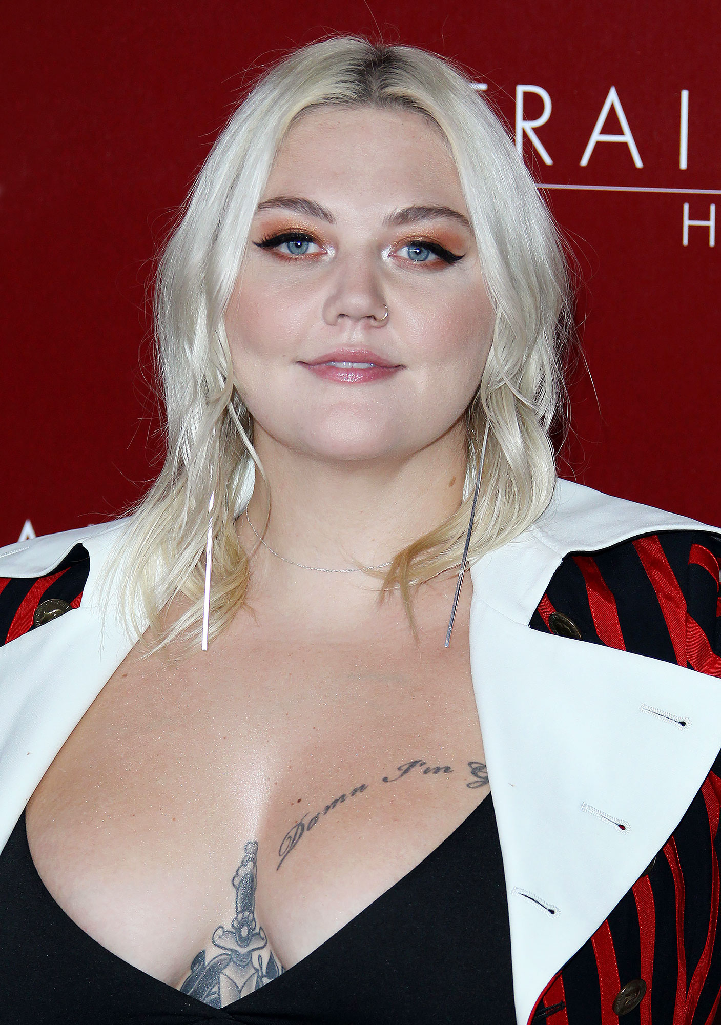 Elle King, Fertility struggles, Personal journey, Inspiring stories, 1410x2000 HD Phone