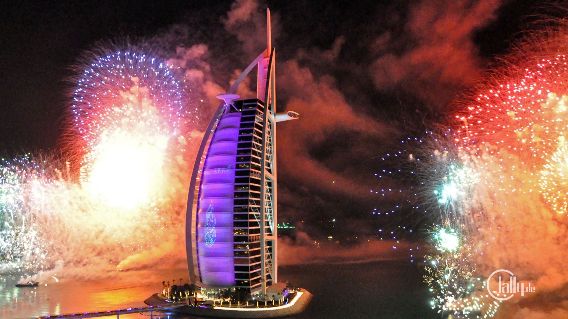 Fireworks, The Burj al Arab Hotel (Dubai) Wallpaper, 1920x1080 Full HD Desktop