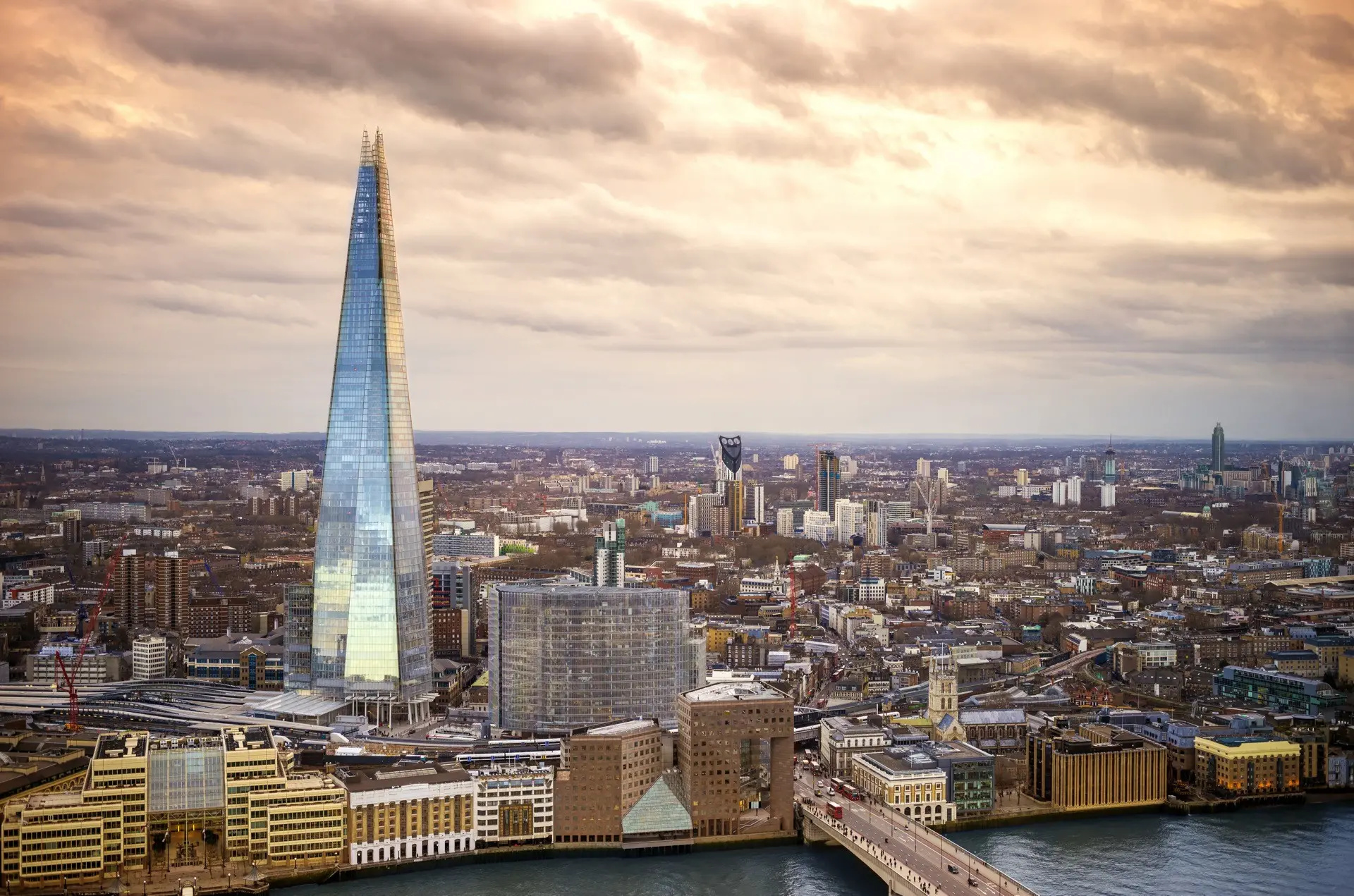 The Shard, London landmark, Travels, Marriage proposal, 1920x1280 HD Desktop