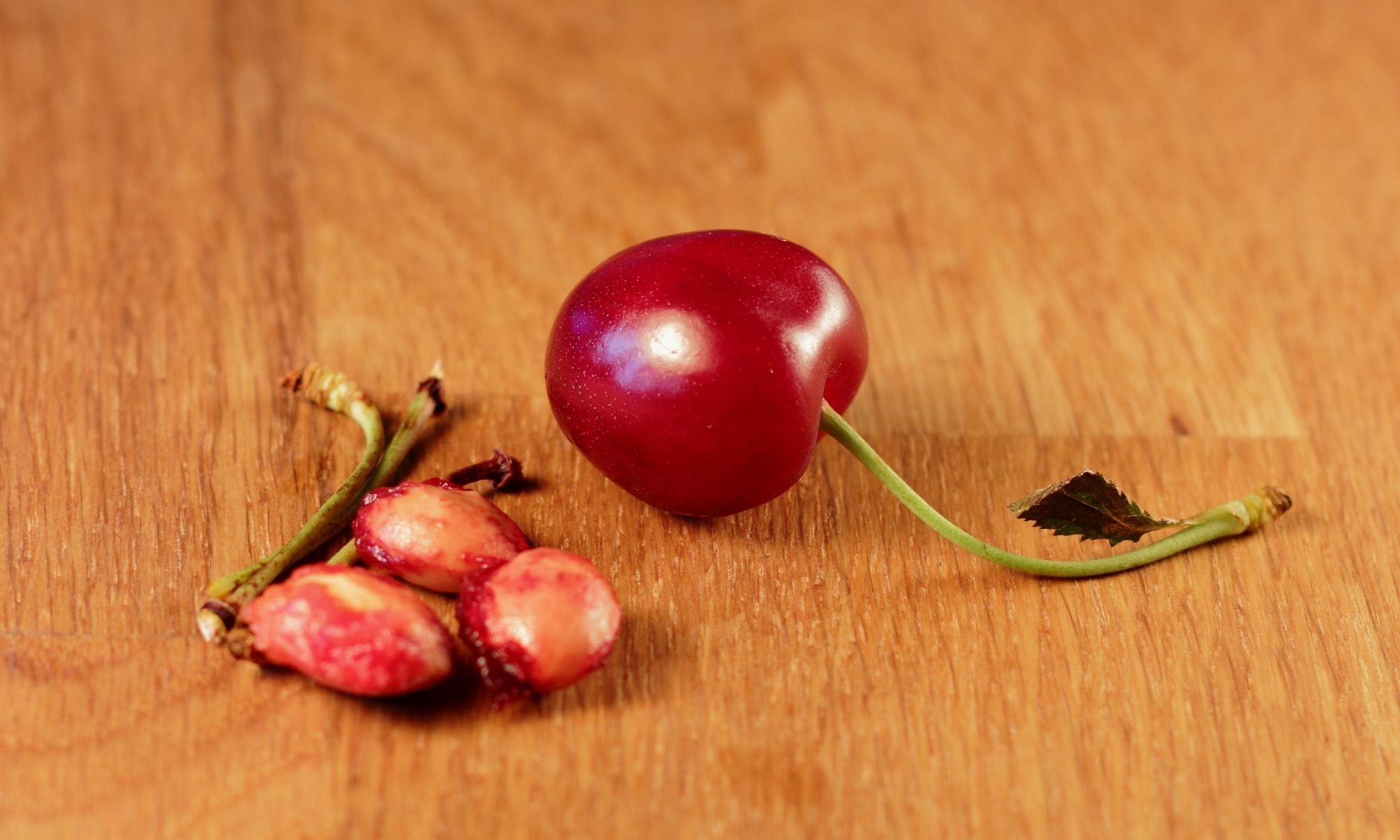 Pitting cherries without gadgets, Simple kitchen hack, Mess-free cherry preparation, Easy and efficient technique, 2000x1200 HD Desktop