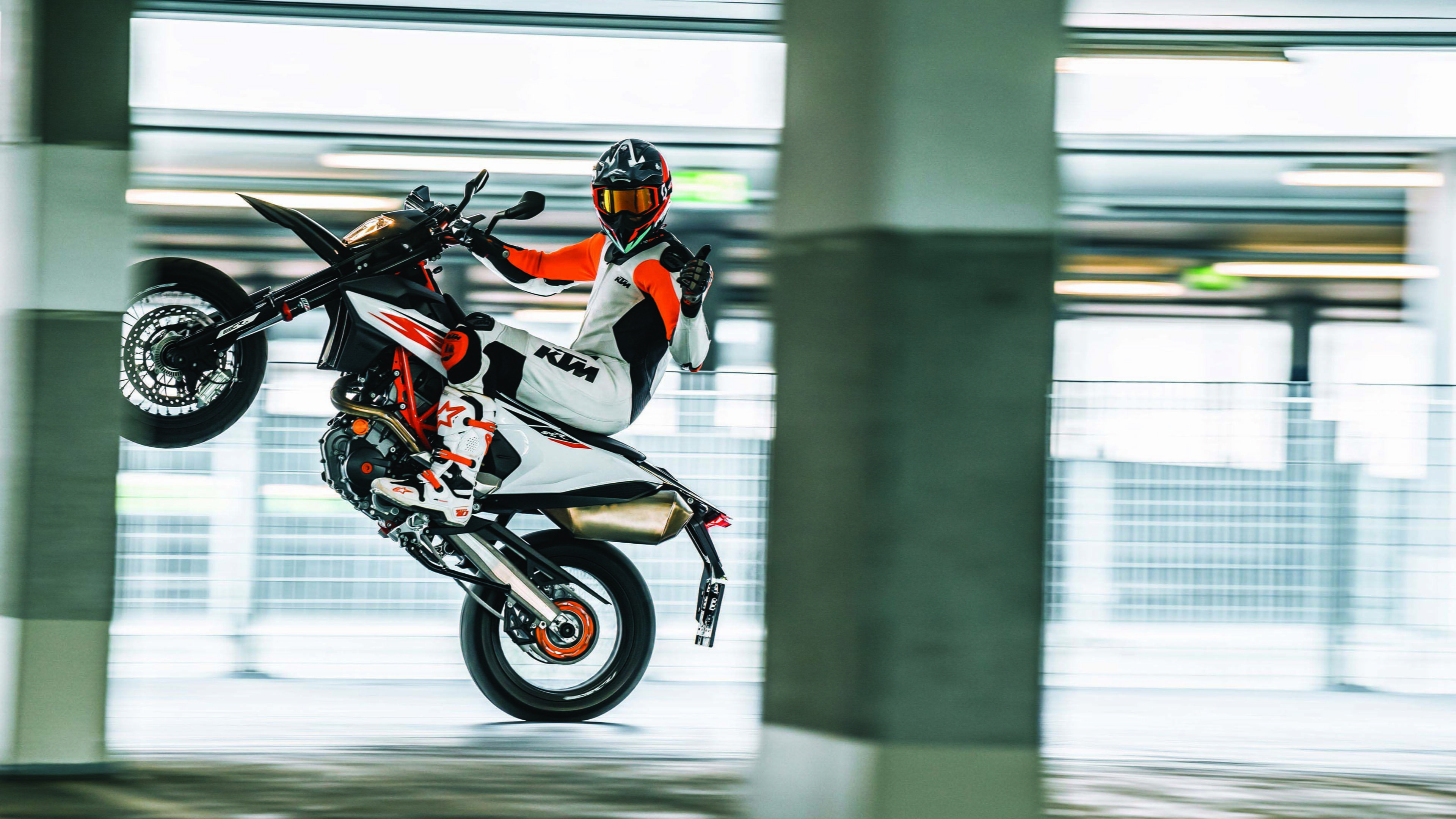 2019 KTM 690 SMC R, Supermoto, 4K wallpaper, Desktop, 3840x2160 4K Desktop