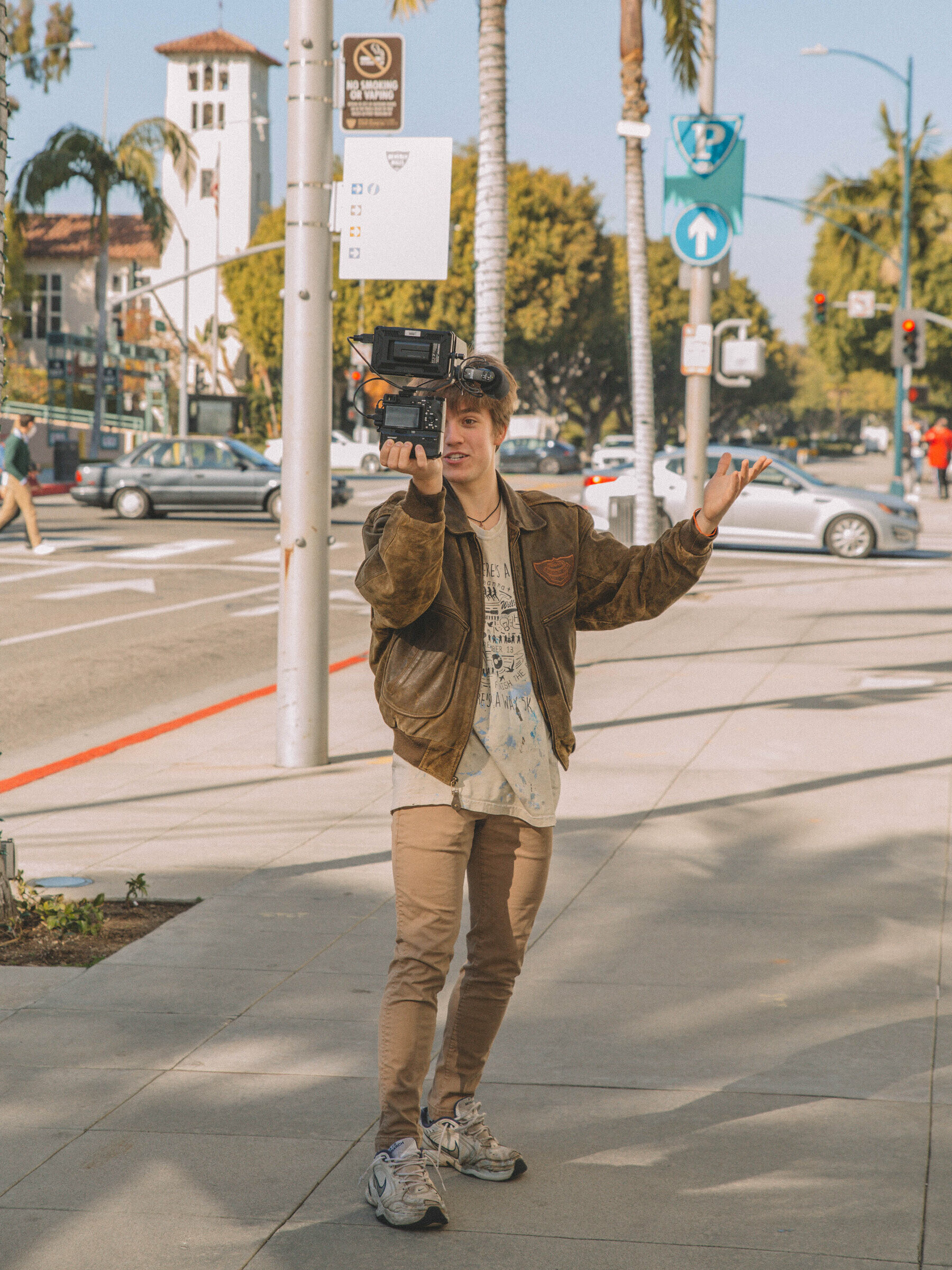Vinnie Hacker, TikTok star, Juilliard reject, The New York Times, 1800x2400 HD Phone