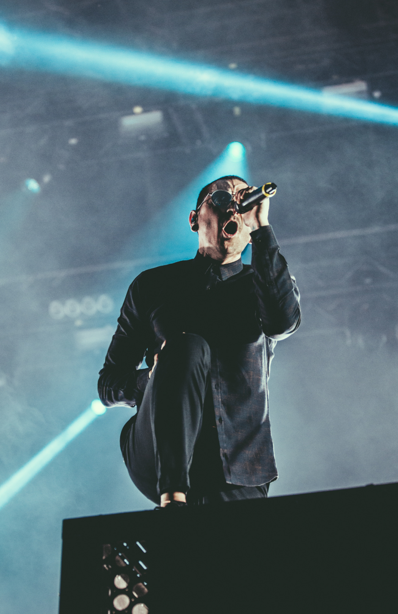 Chester Bennington (Celebs), Linkin Park, All Things Loud, In Memory Of, 1300x2000 HD Phone