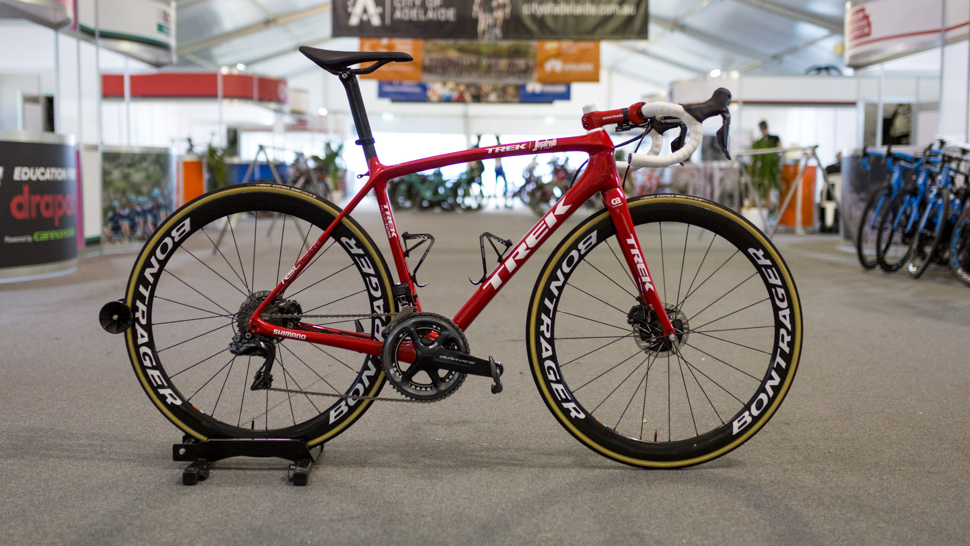 Trek Emonda, Pro Bikes Wallpaper, 2000x1130 HD Desktop