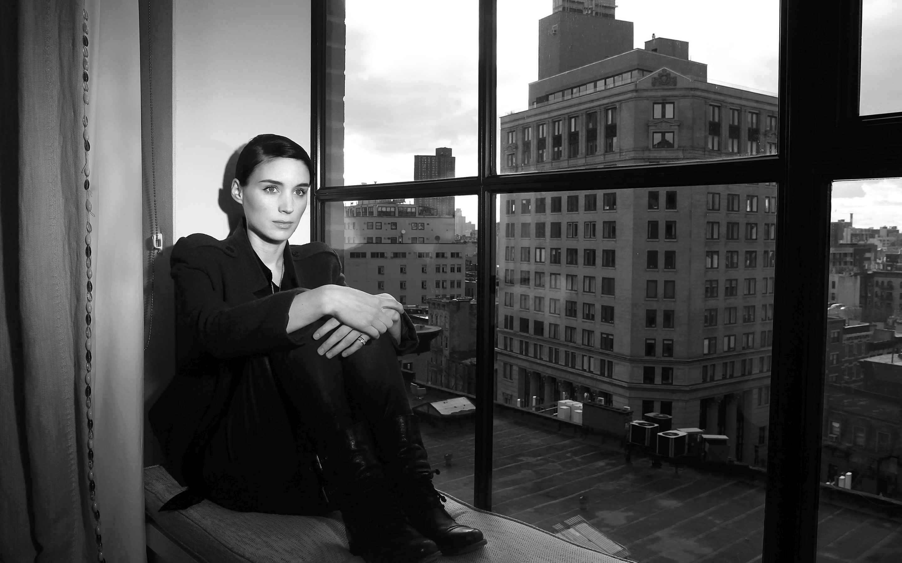 Rooney Mara, Movie star, Celebrity glamour, Stylish photoshoots, 2880x1800 HD Desktop