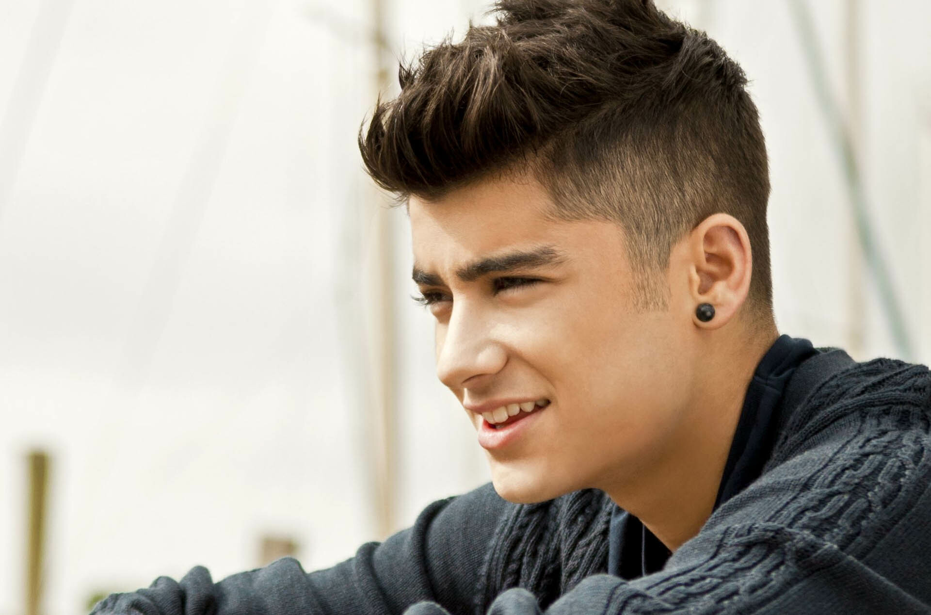 Zayn Malik, Striking wallpaper, High-quality image, Captivating visuals, 1920x1270 HD Desktop