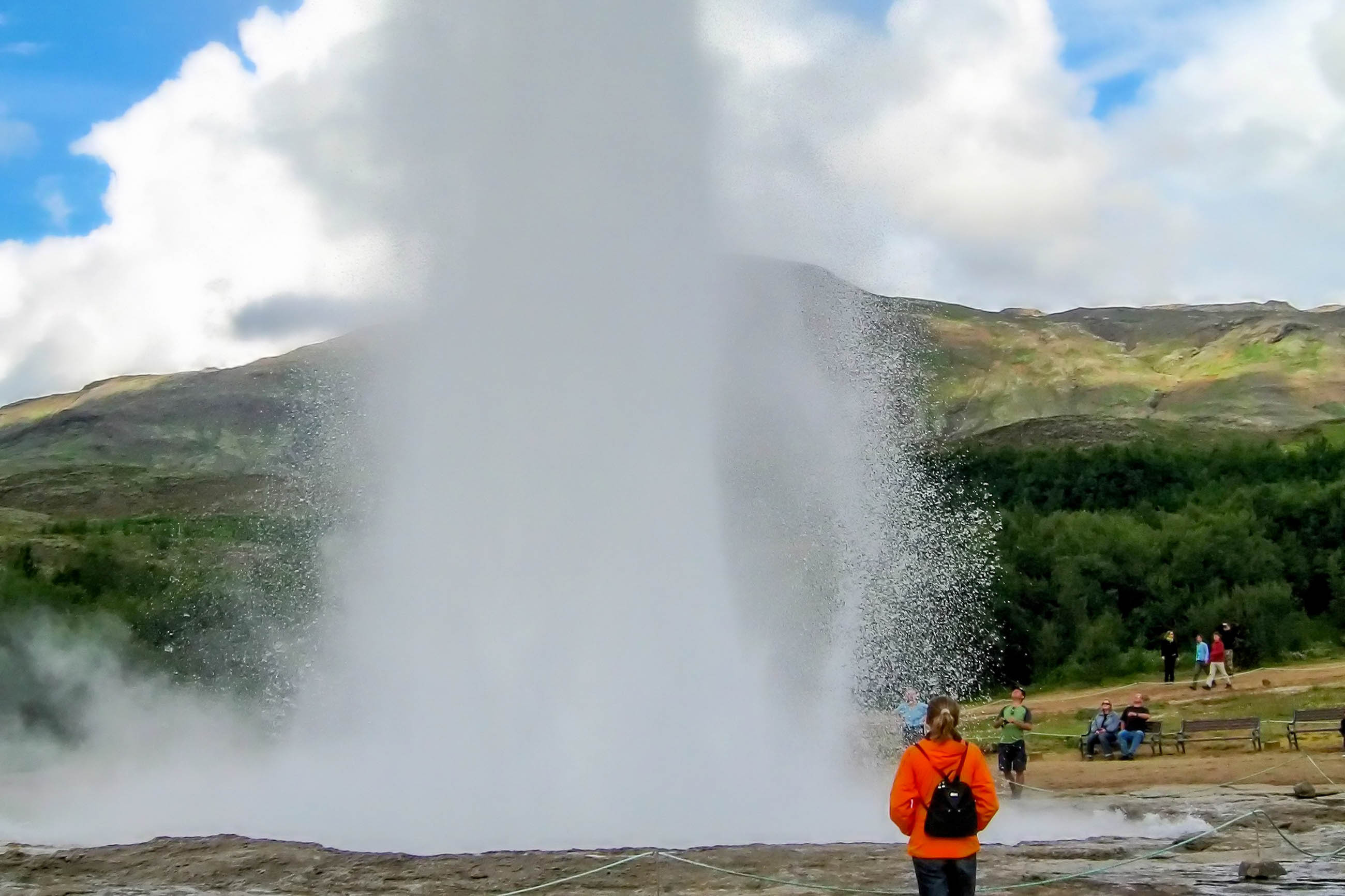 Great Geyser pictures, Geyser Strokkur, Haukadalur thermal field, Iceland, 2600x1740 HD Desktop