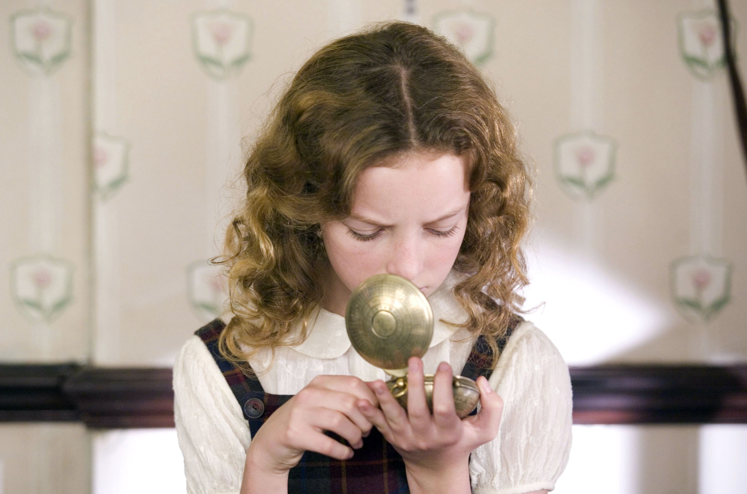 The Golden Compass, CGI creatures, Intrepid heroine, Spectacular visual effects, 3000x1990 HD Desktop