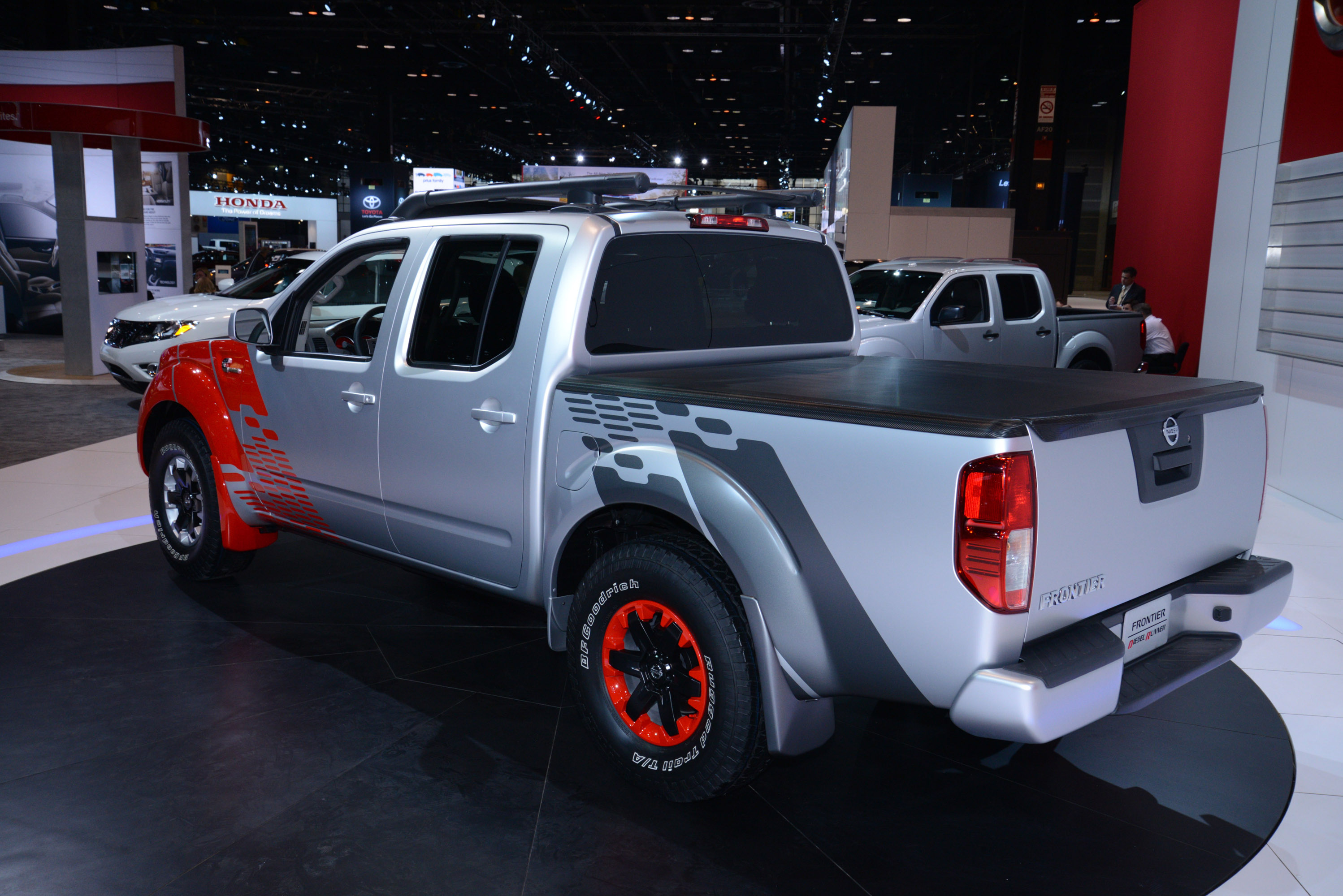 Diesel Runner, Nissan Frontier Wallpaper, 3000x2000 HD Desktop