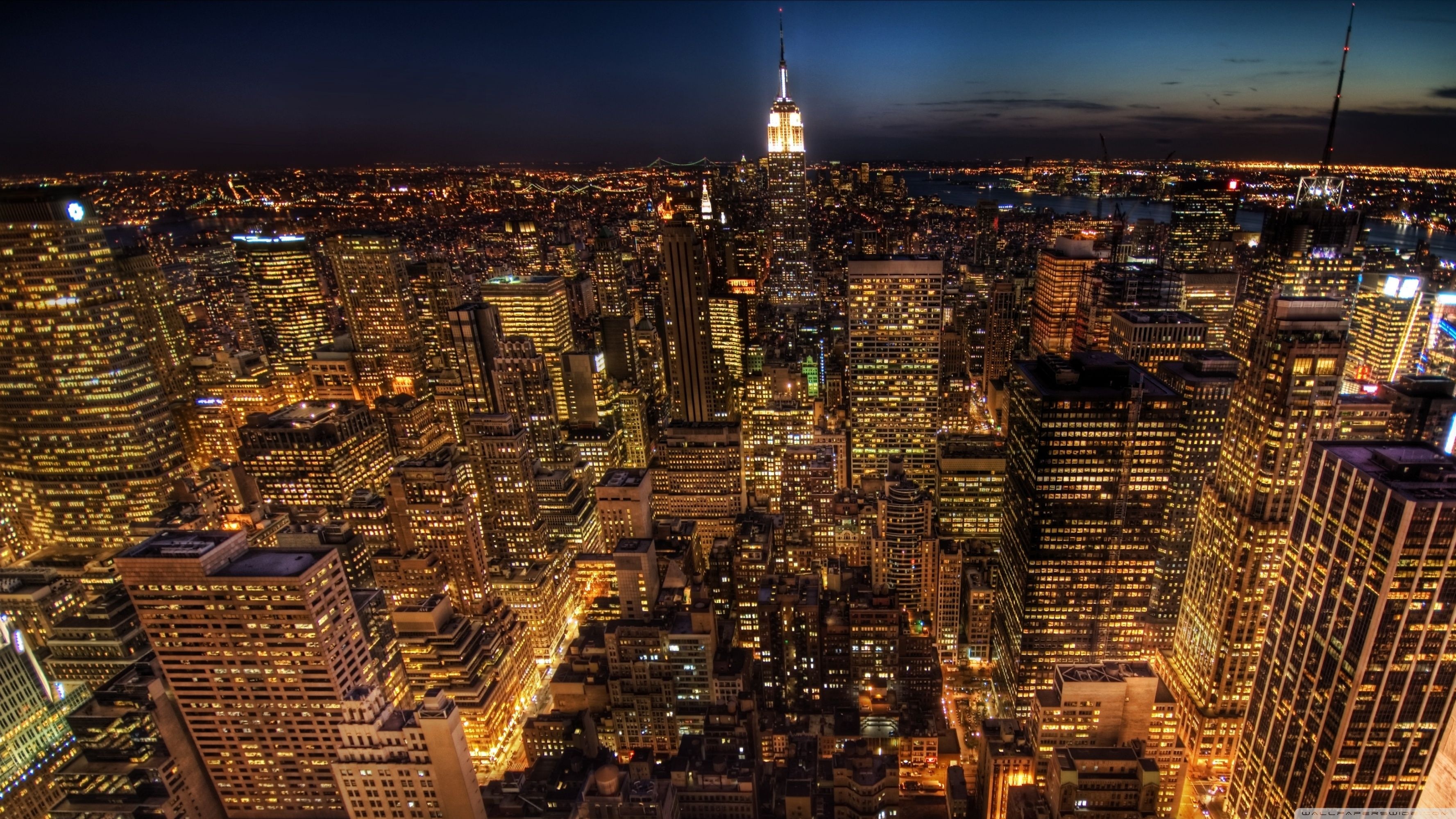Manhattan, New York at Night Wallpaper, 3560x2000 HD Desktop